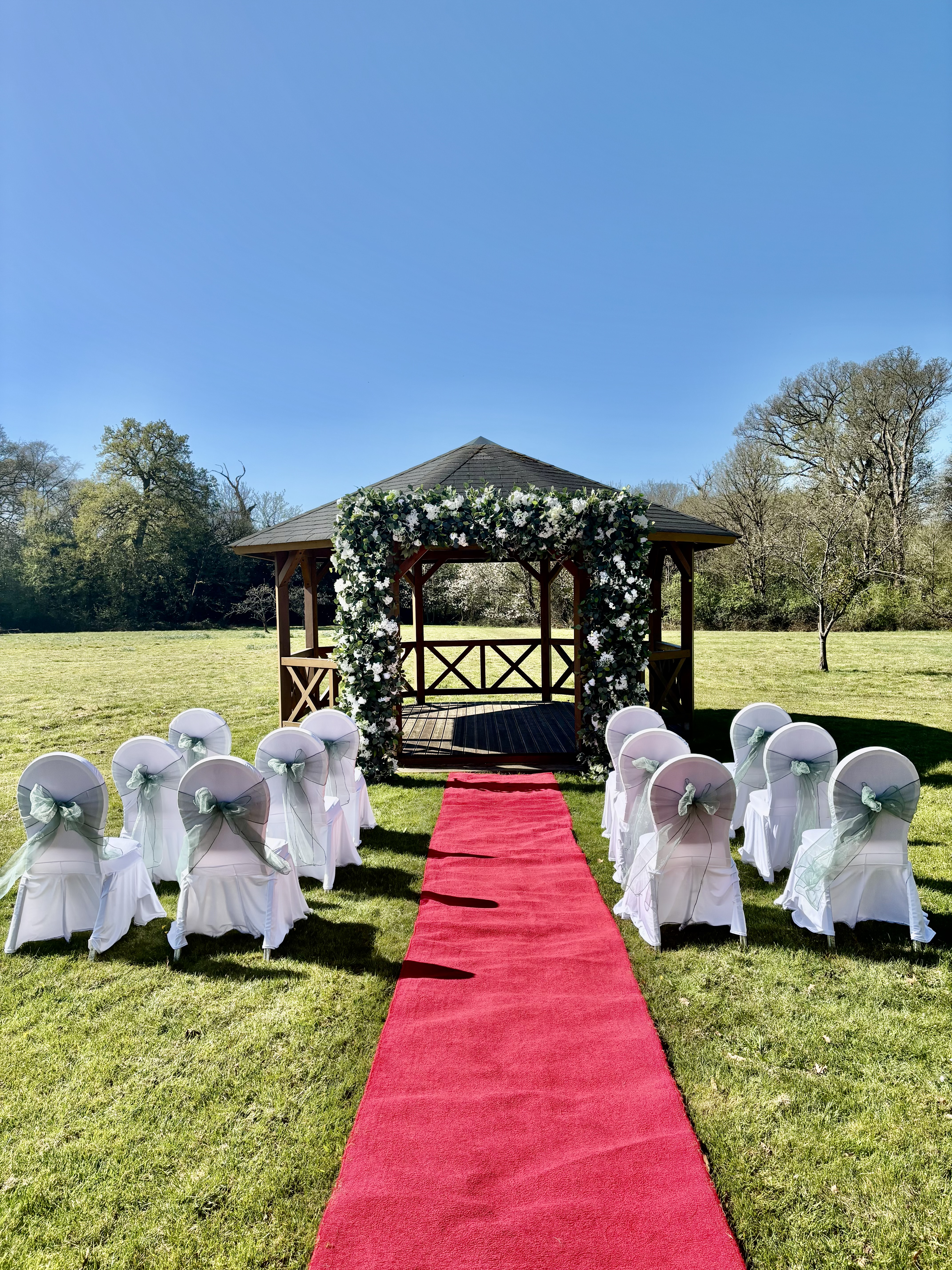 Huntswood - aa620c9e-7259-4b97-9f01-258815994582.jpg