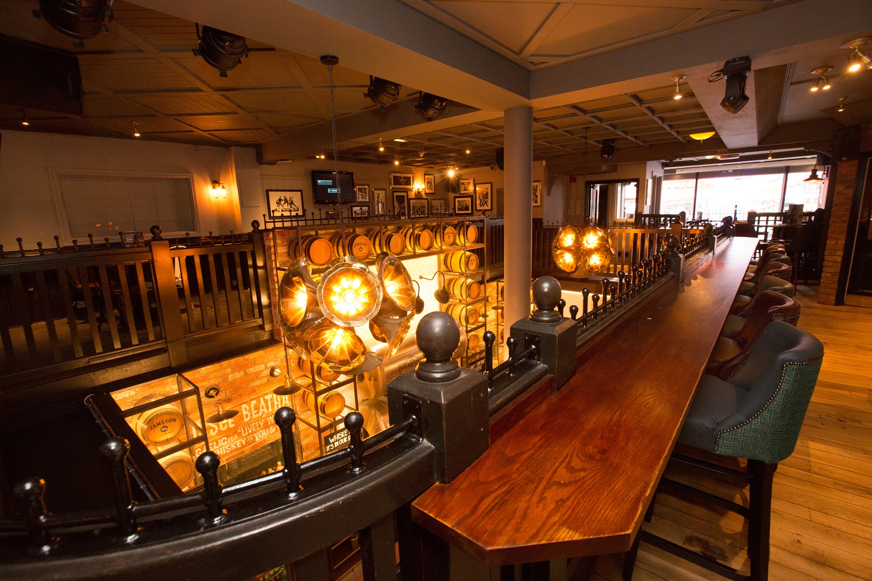 Full Venue - kl13adx20jb.jpg