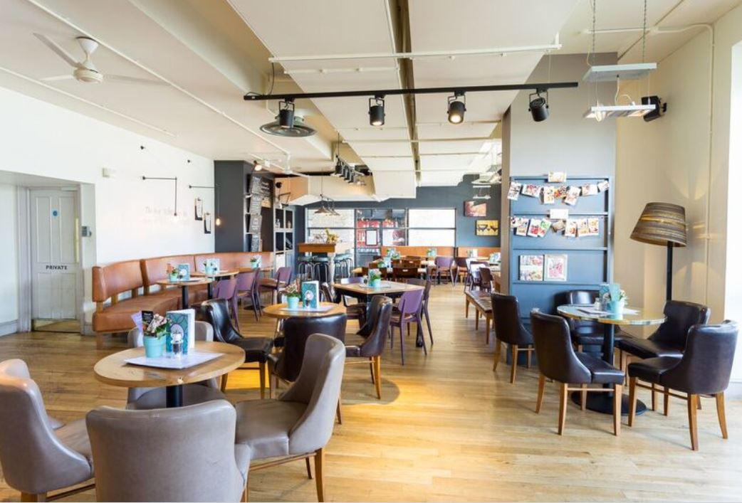 Cocktail Masterclass at All Bar One, stylish venue for networking events and gatherings.