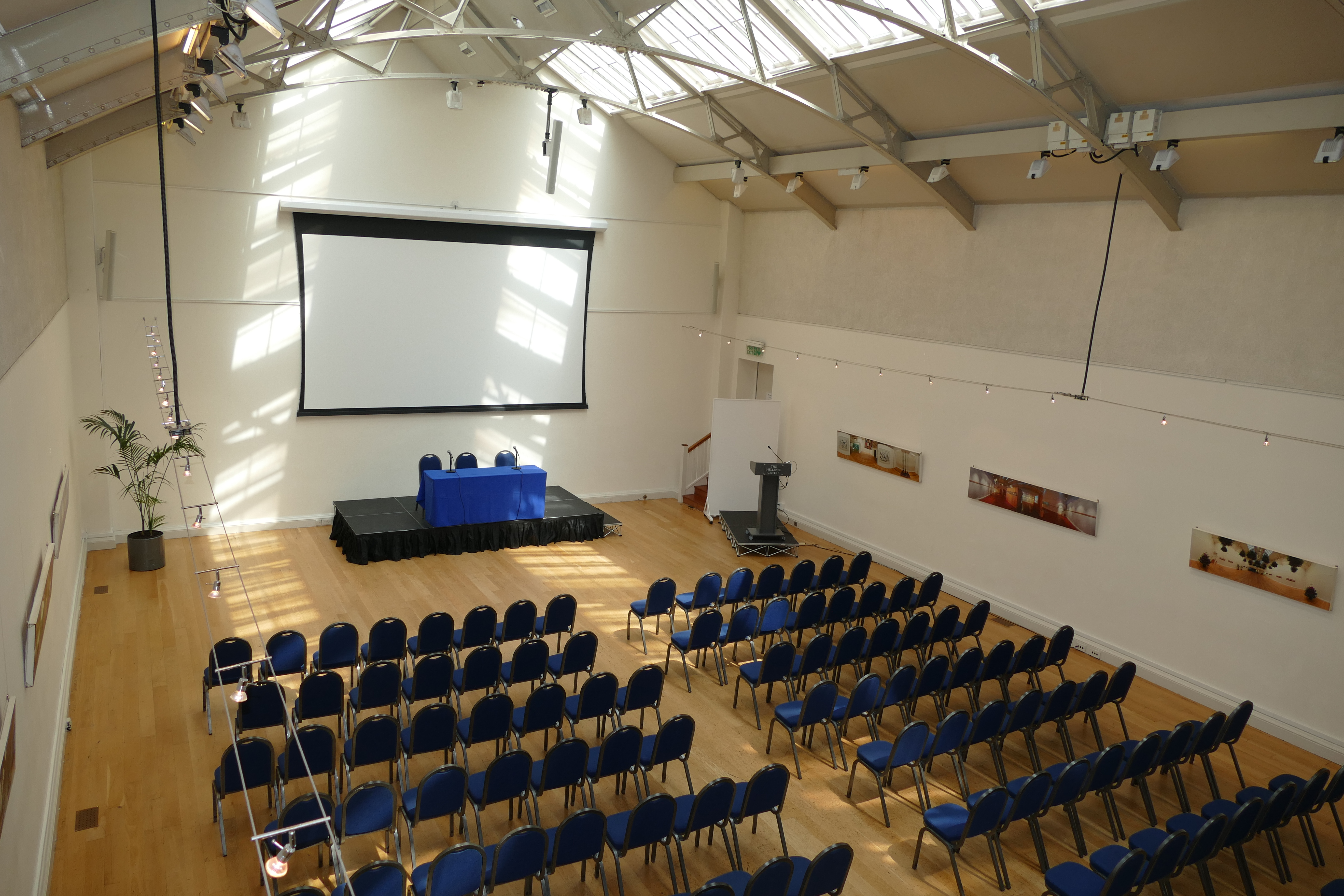 Great Hall - ulgnd1er2re.JPG