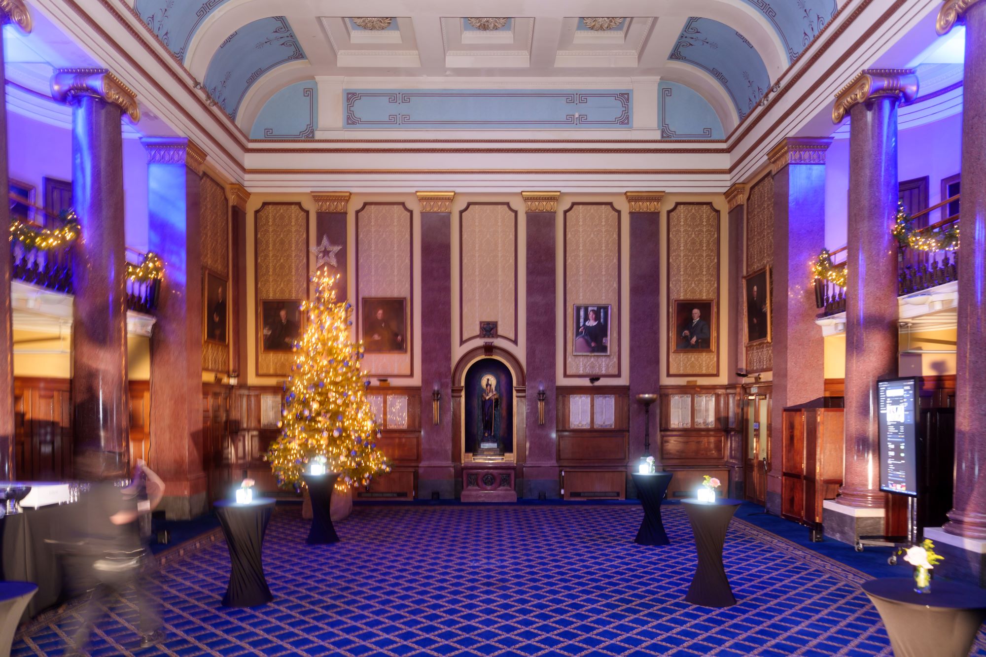 The Reading Room  - napj1r3vdmz.jpg