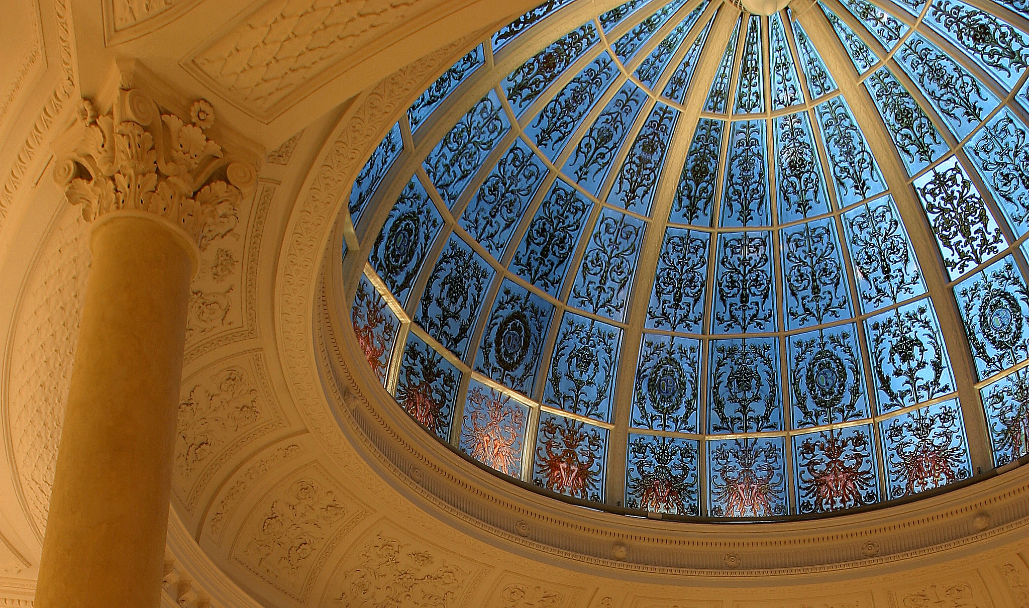 Dome Lounge - w05vg5o5bze.jpg