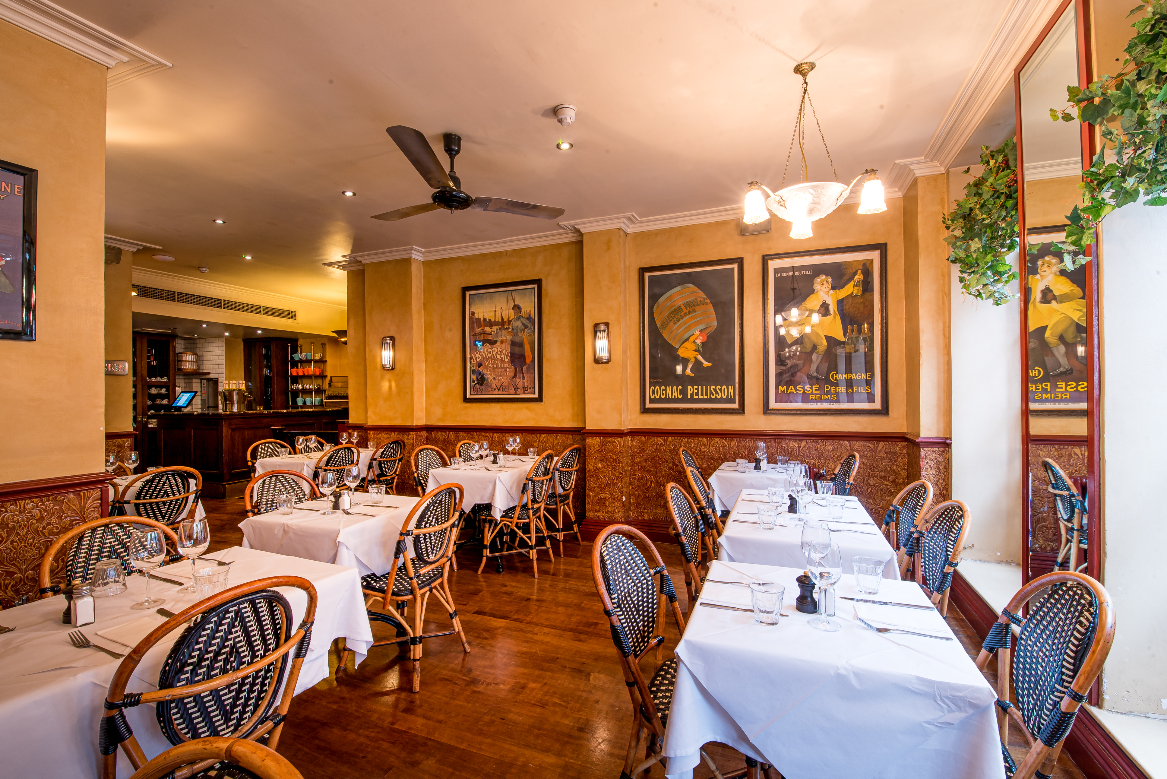 First Floor Parlour - figugpw0lee.JPG