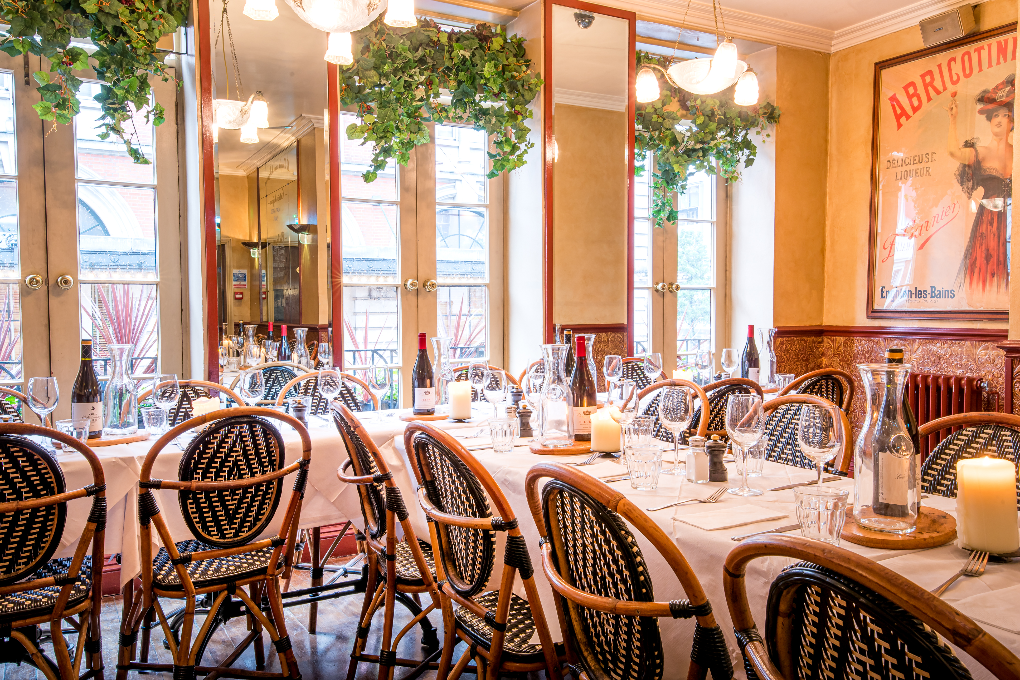 First Floor Parlour - uyj5gvonllm.JPG