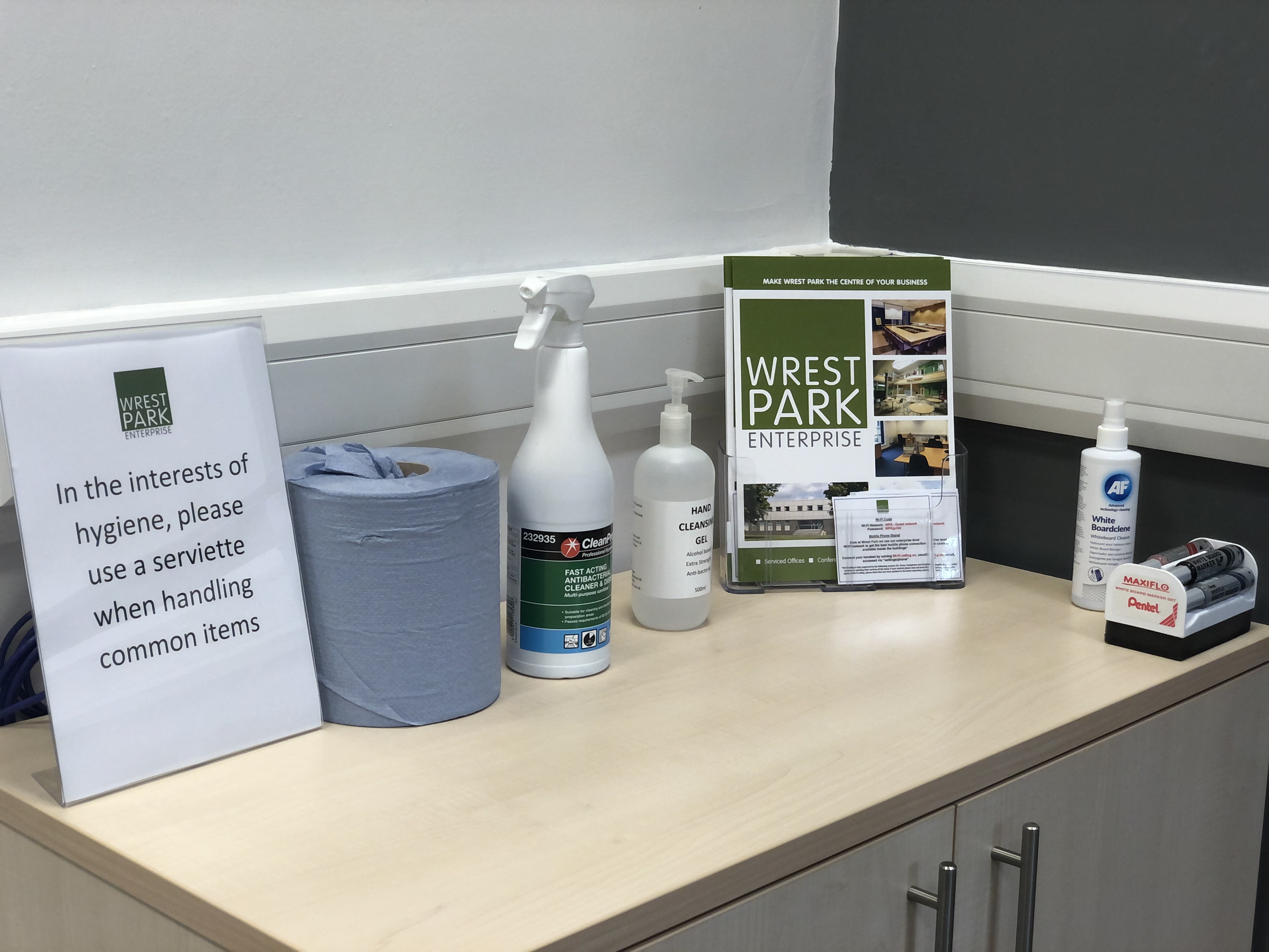 Boardroom - xwhawk5wkvv.JPG