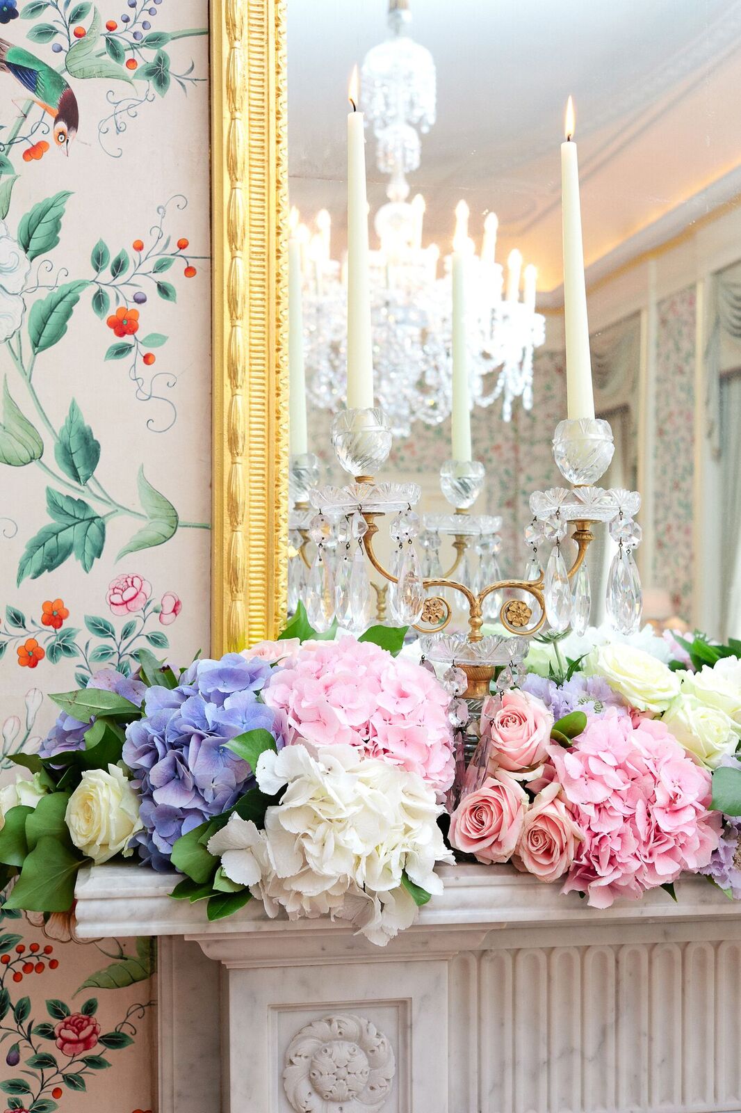 Floral display of hydrangeas and roses in Drawing Room, Merchant Taylors' Hall for events.