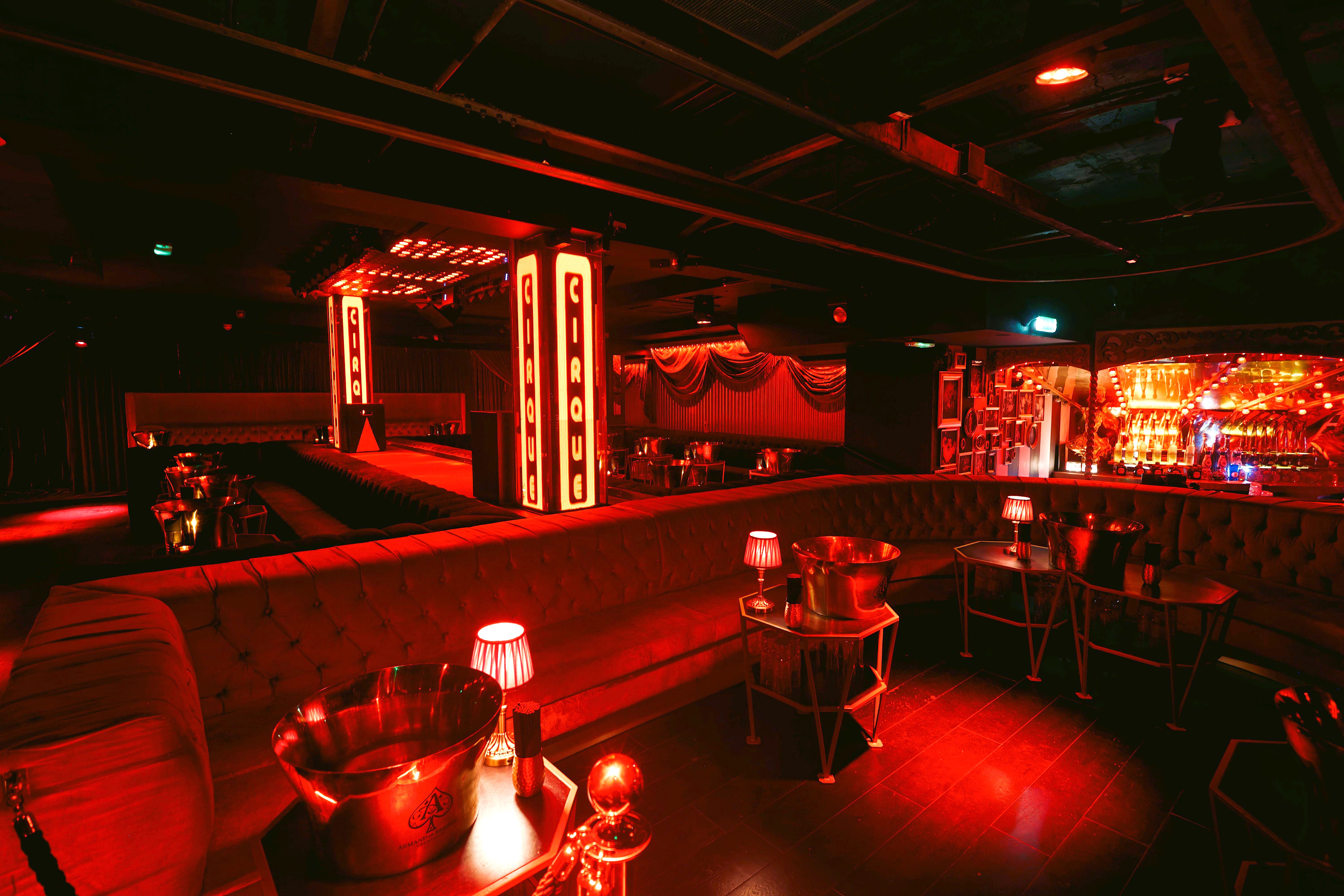 cirque le soir  - image 2