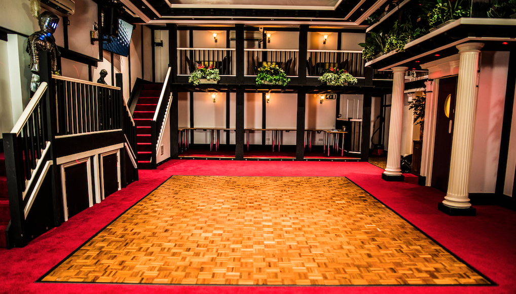 Hunt's Lounge - tswq4k3elja.png