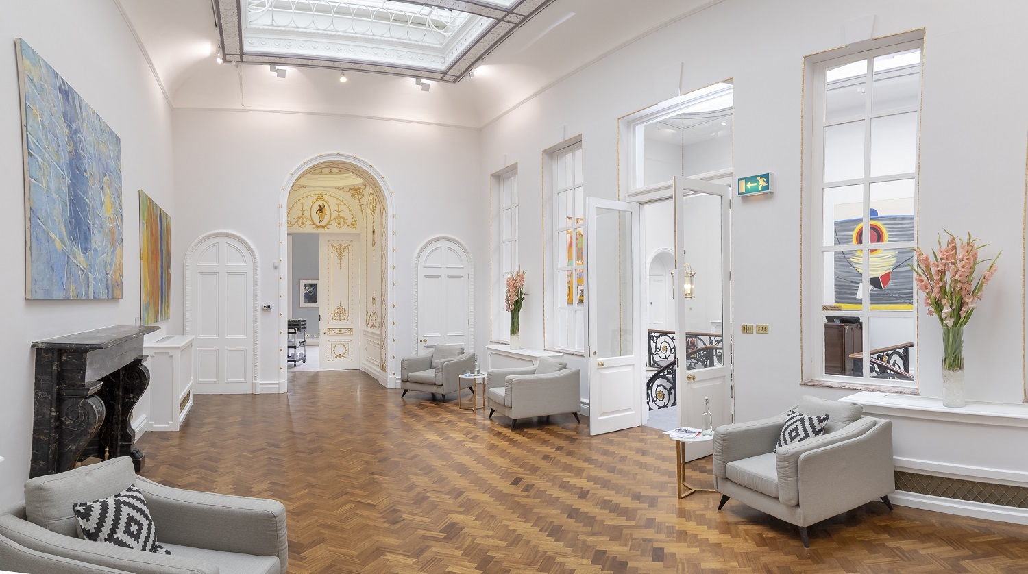 Beatrice Webb Room: elegant event space with polished wood floors, ideal for meetings and receptions.