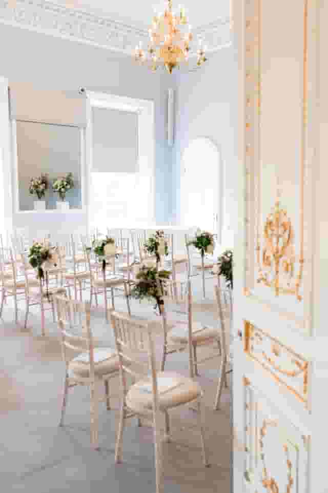 {10-11} Carlton House Terrace