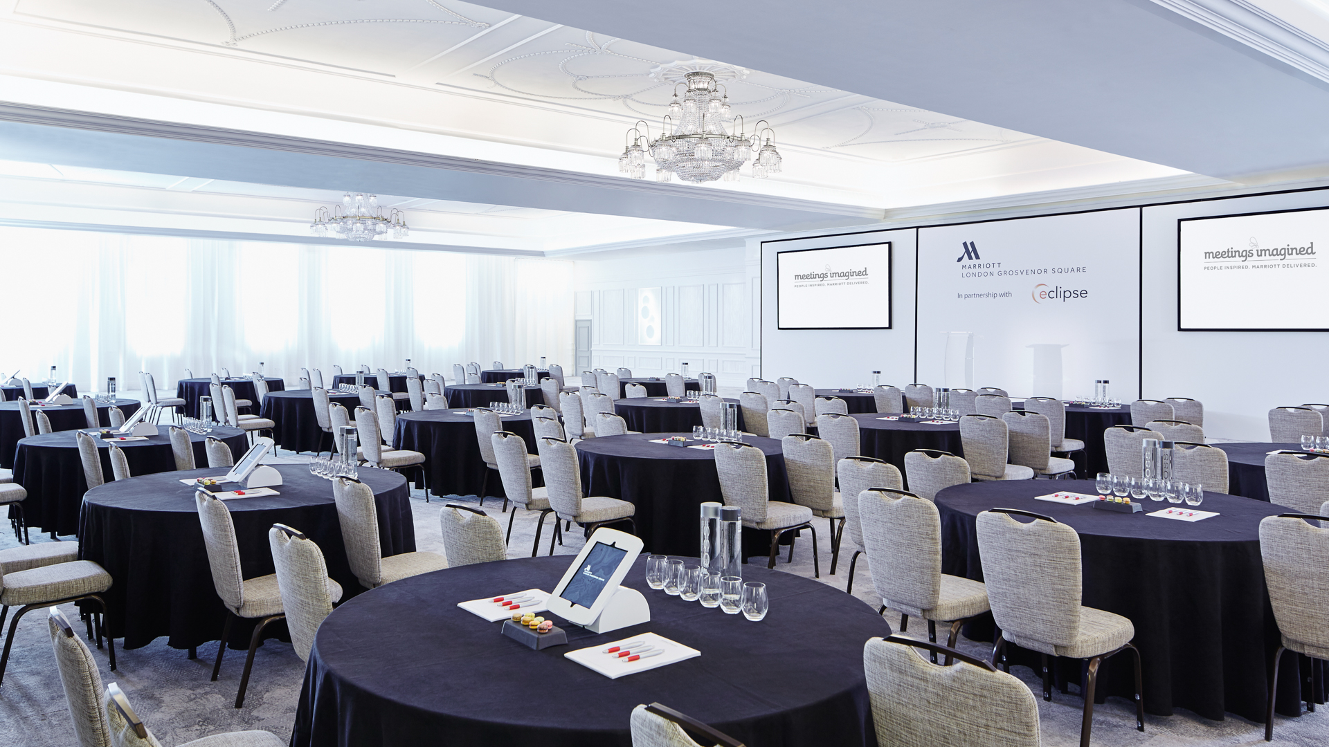 The London Marriott Hotel Grosvenor Square - image 1