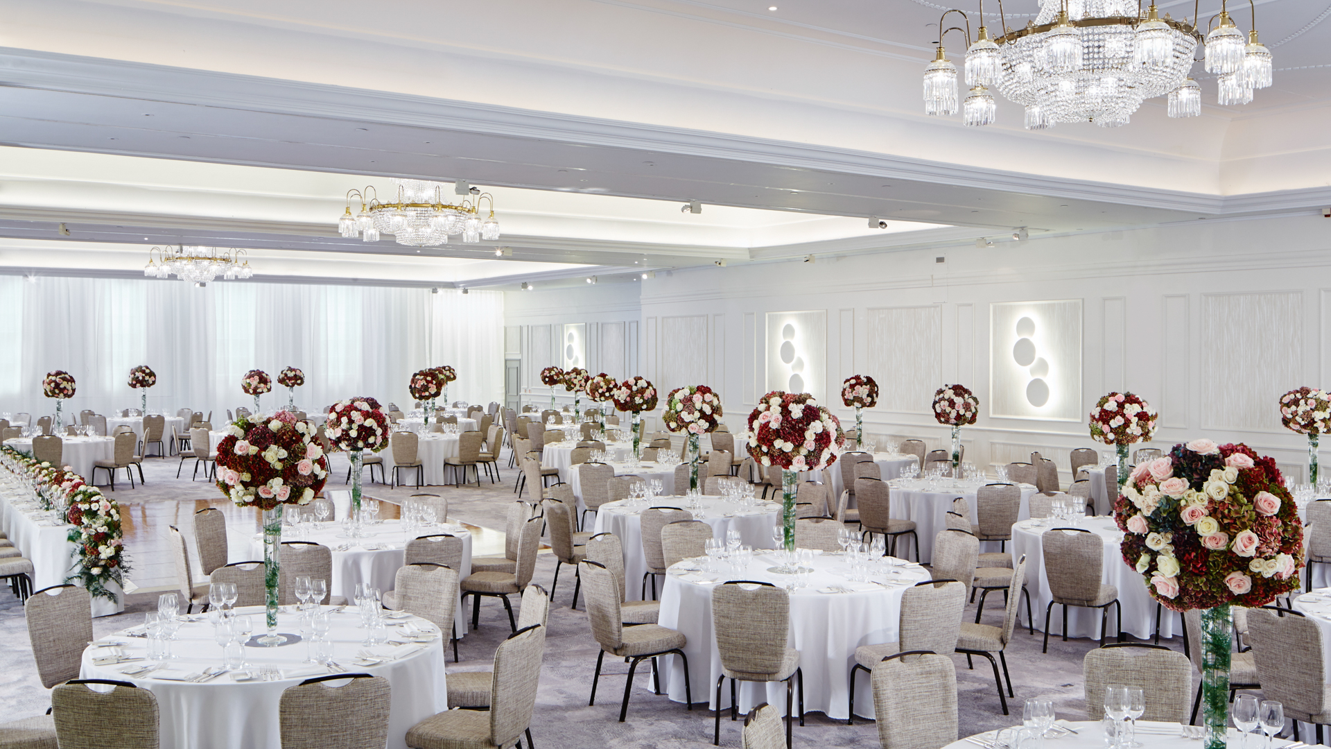 Elegant banquet hall at London Marriott, ideal for weddings and corporate events.
