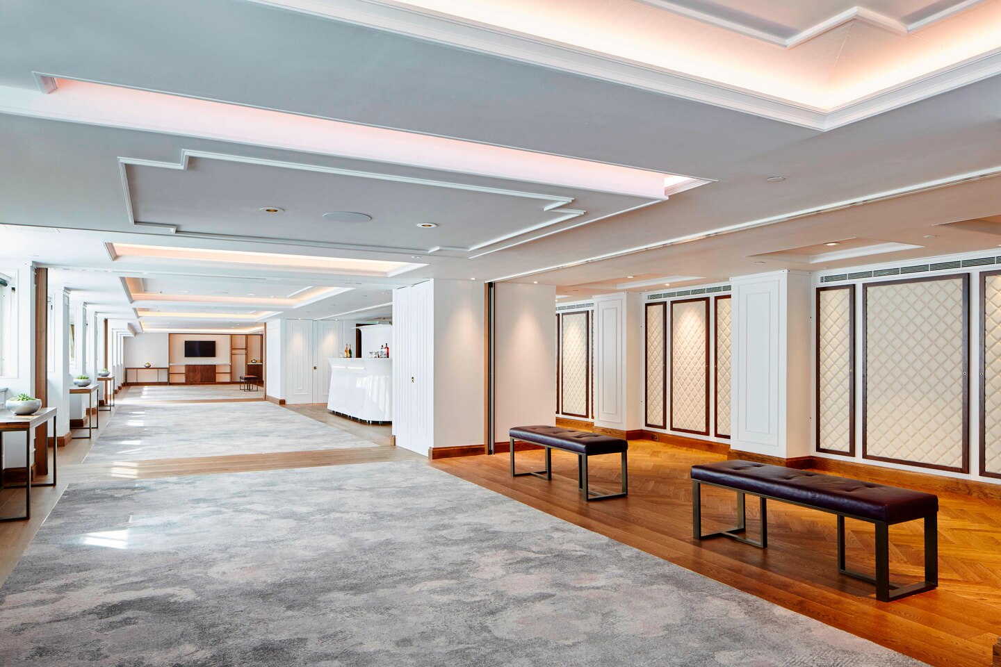 Westminster Ballroom at London Marriott: spacious meeting room for conferences and workshops.