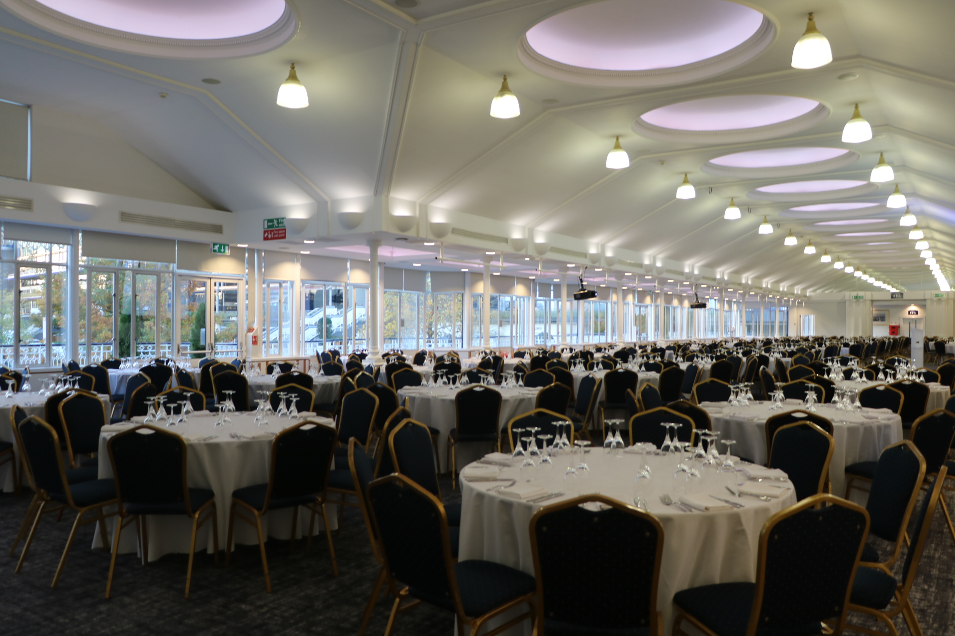 Pavilion Suite 3 at Ascot Racecourse, elegant venue for banquets and conferences.