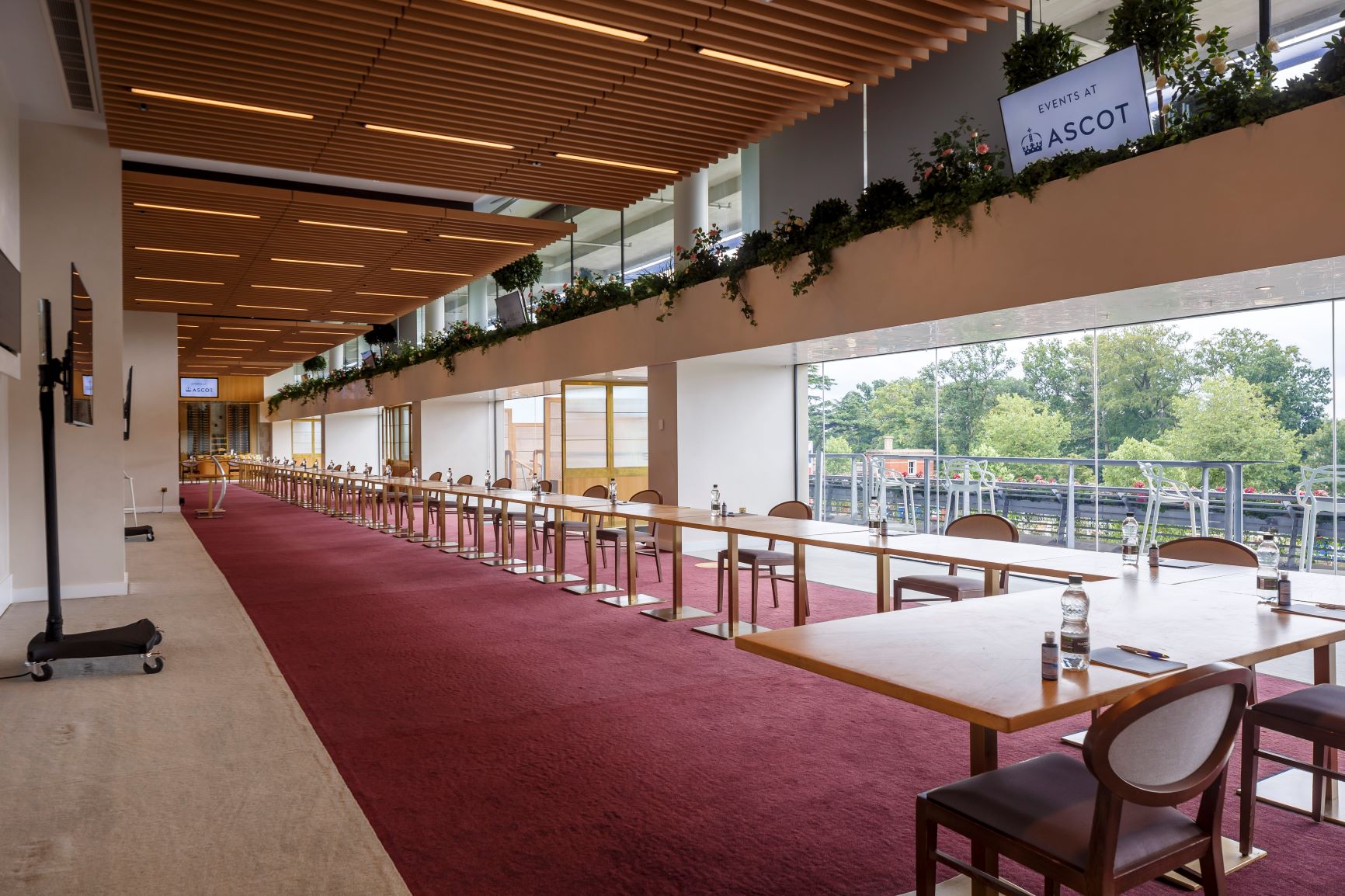 Elegant meeting room at Ascot Racecourse, perfect for networking and presentations.