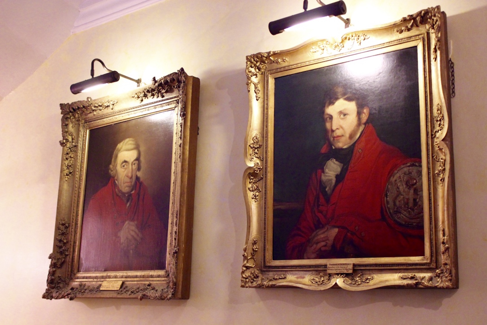Parlour Room - emc2aw3j2bo.jpg