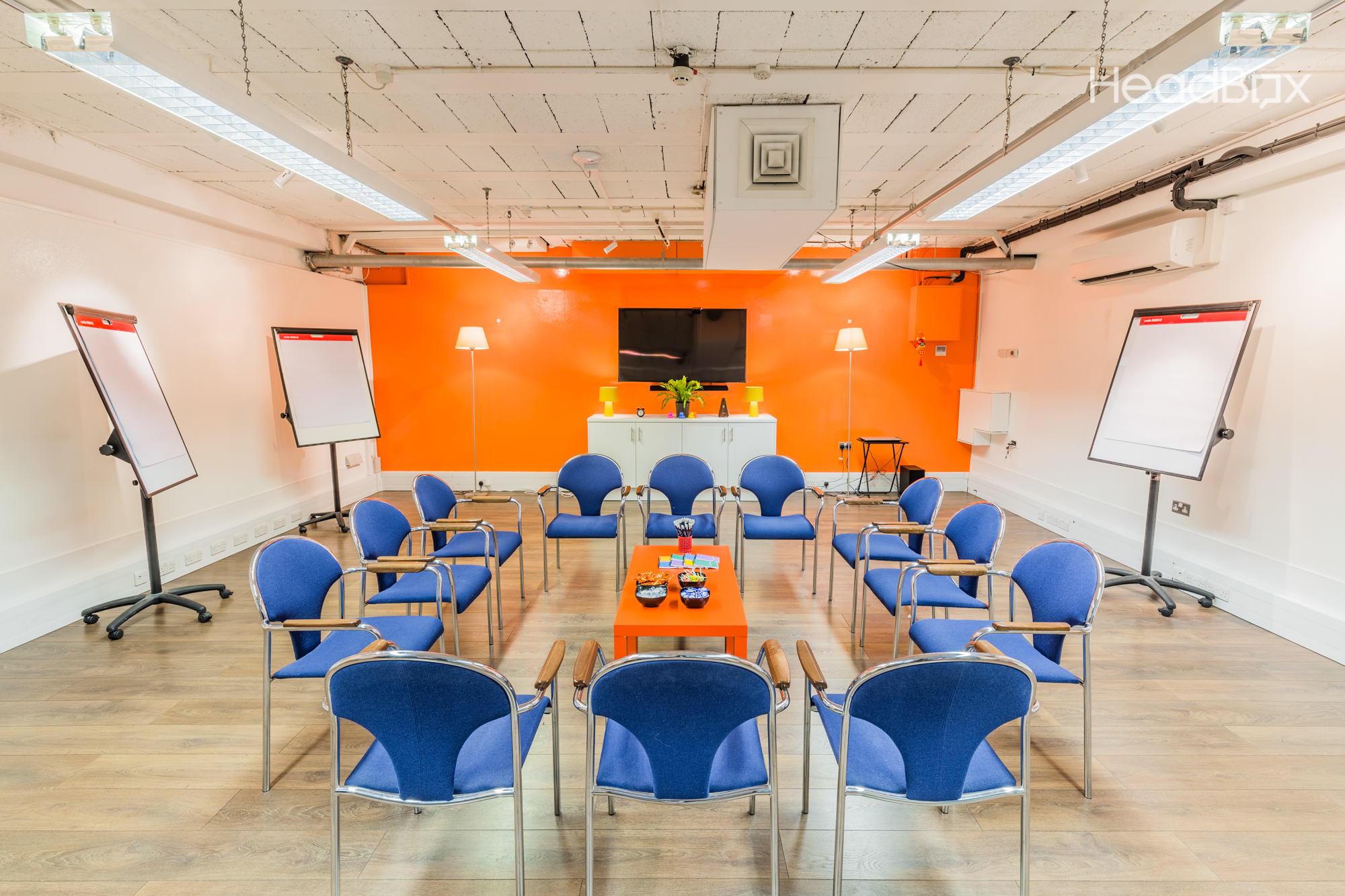 The Bright Room - wkjz0bnvj1n.jpg