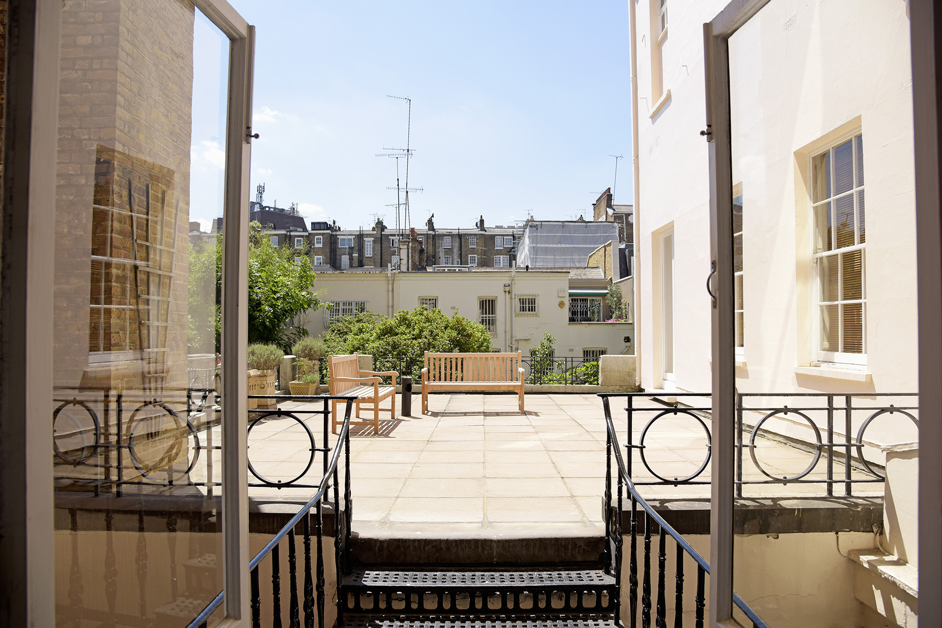 Leverhulme Room terrace at SCI Belgravia, perfect for networking events and casual receptions.