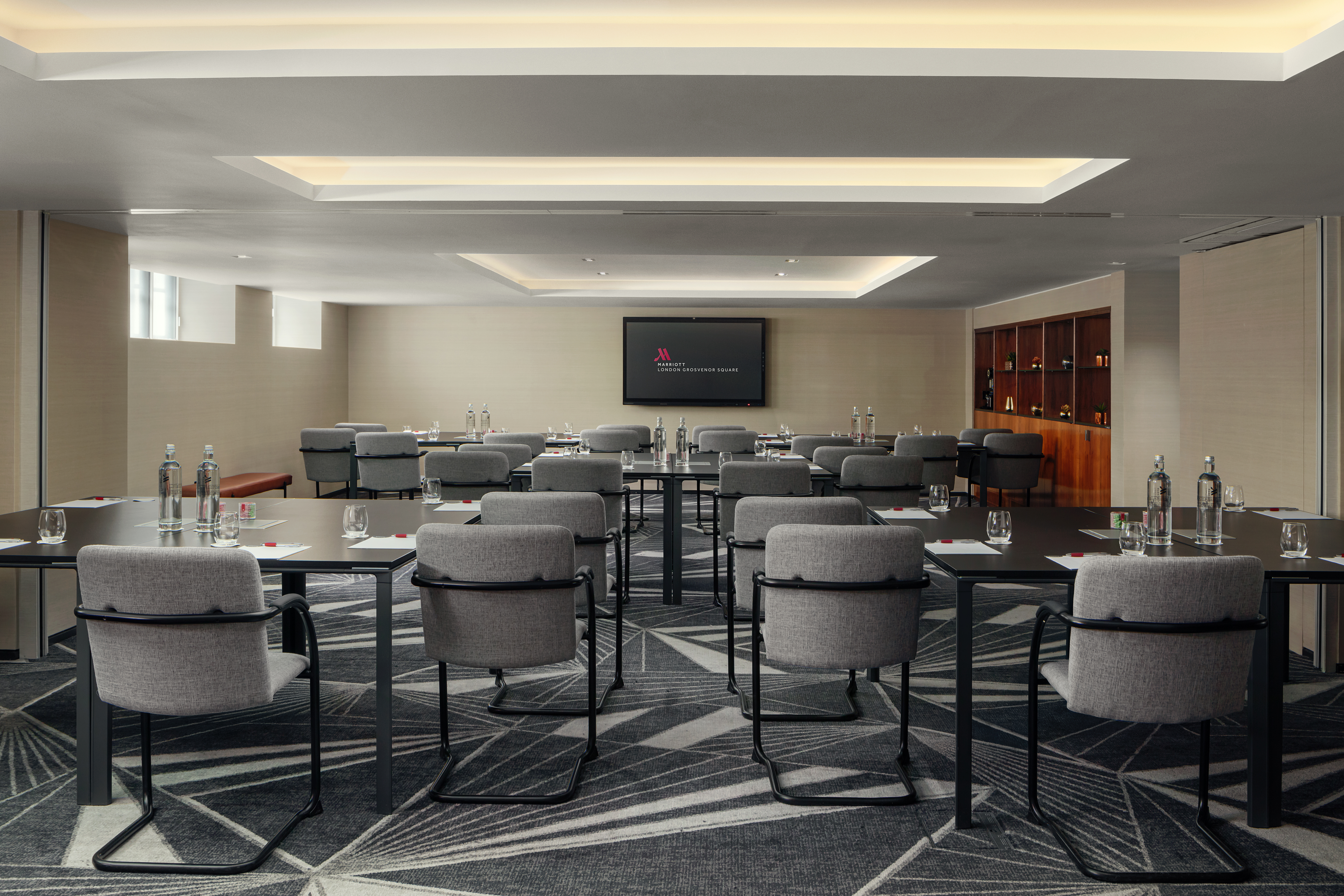 London Marriott Hotel Grosvenor Square - image 2