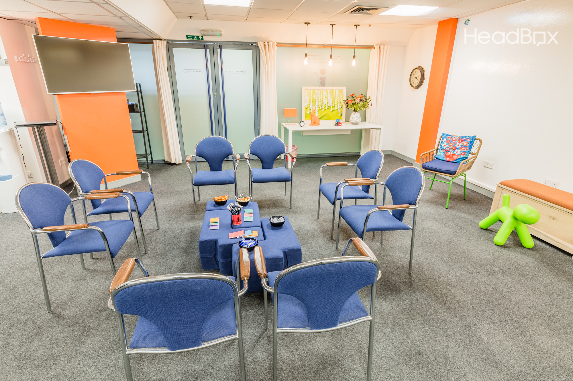 The White Room - dhqa1epegma.jpg