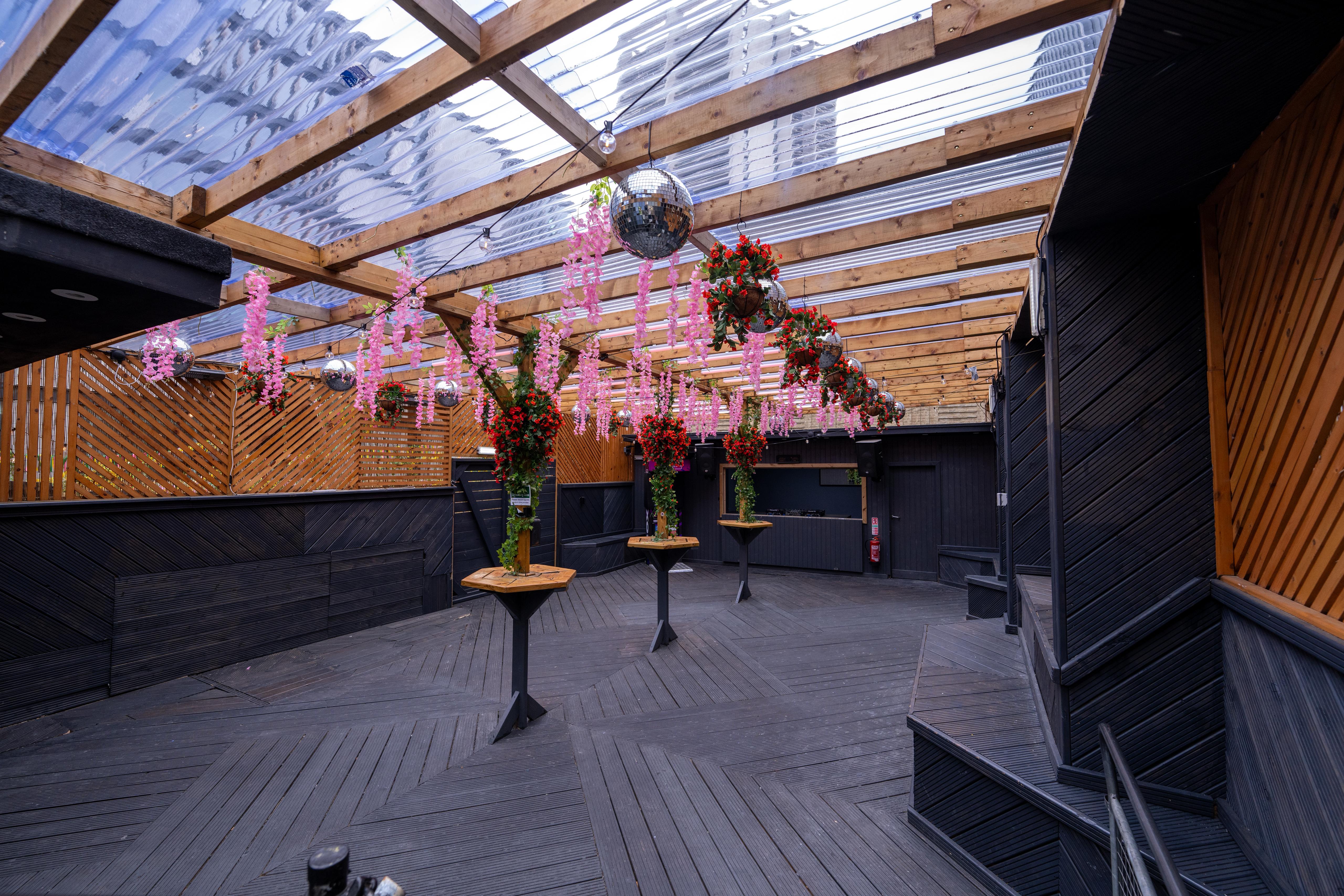 Middle Floor and Outside Terrace - 3srsdw2sfzu.jpeg