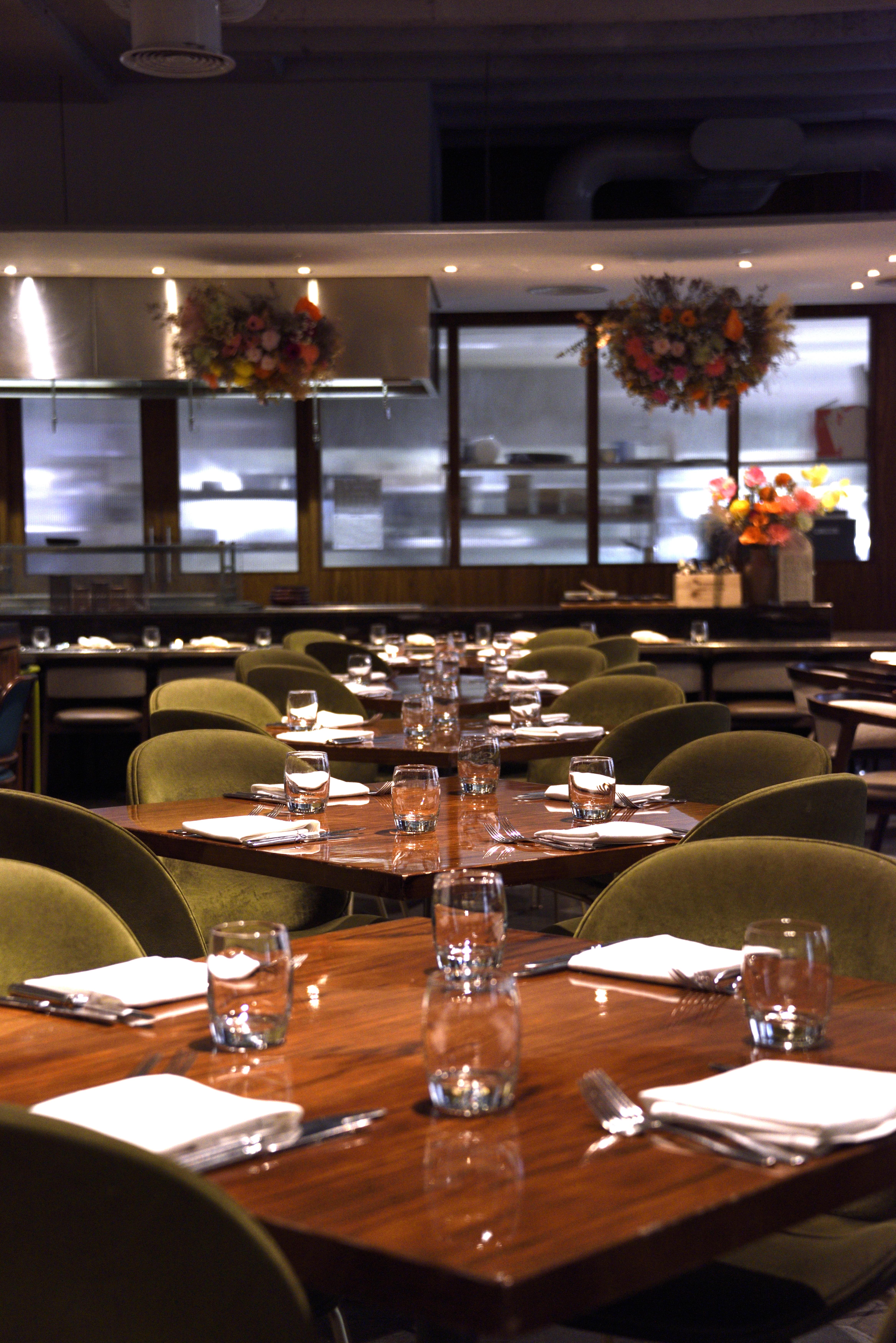 Main Restaurant - dostx1gnlla.jpeg