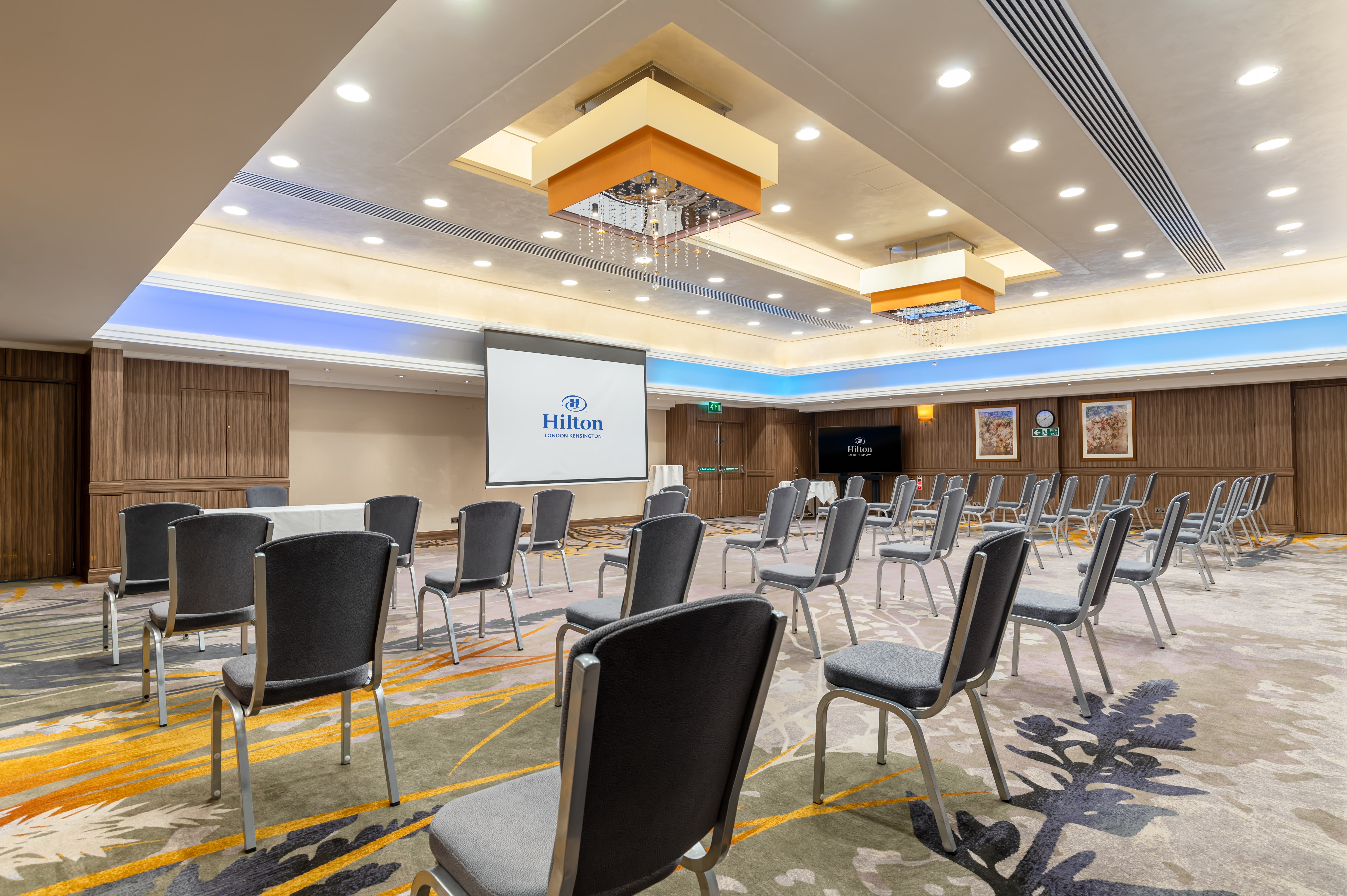 Christie Room at Hilton London Kensington, modern meeting space for corporate events.