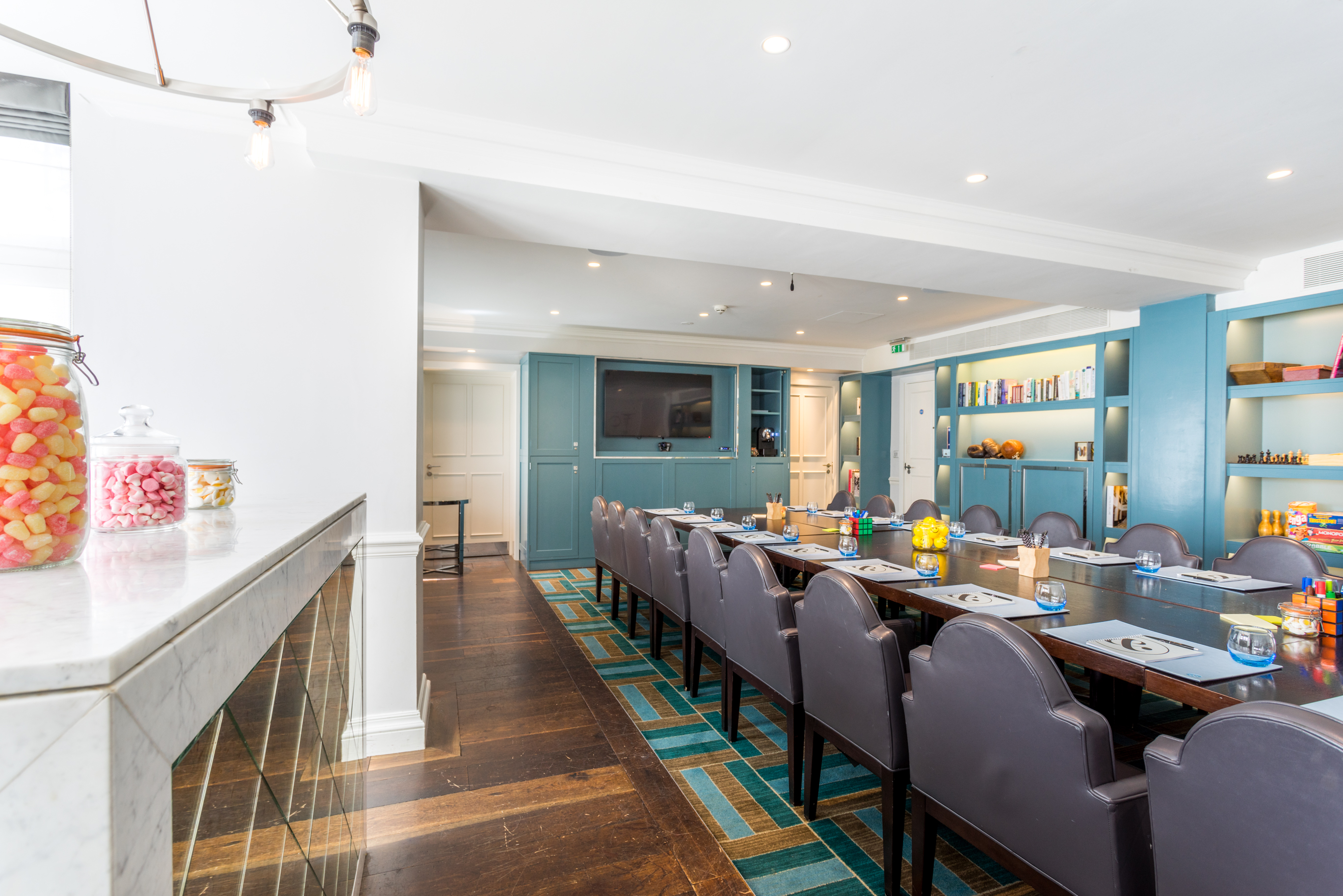 Modern meeting room at The Ampersand Hotel, ideal for creative brainstorming sessions.