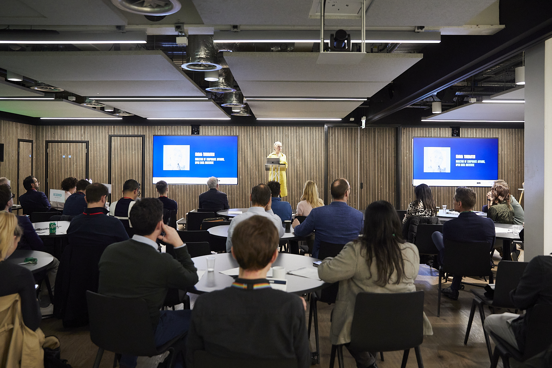 58VE - 5gov3wirrcf.jpg