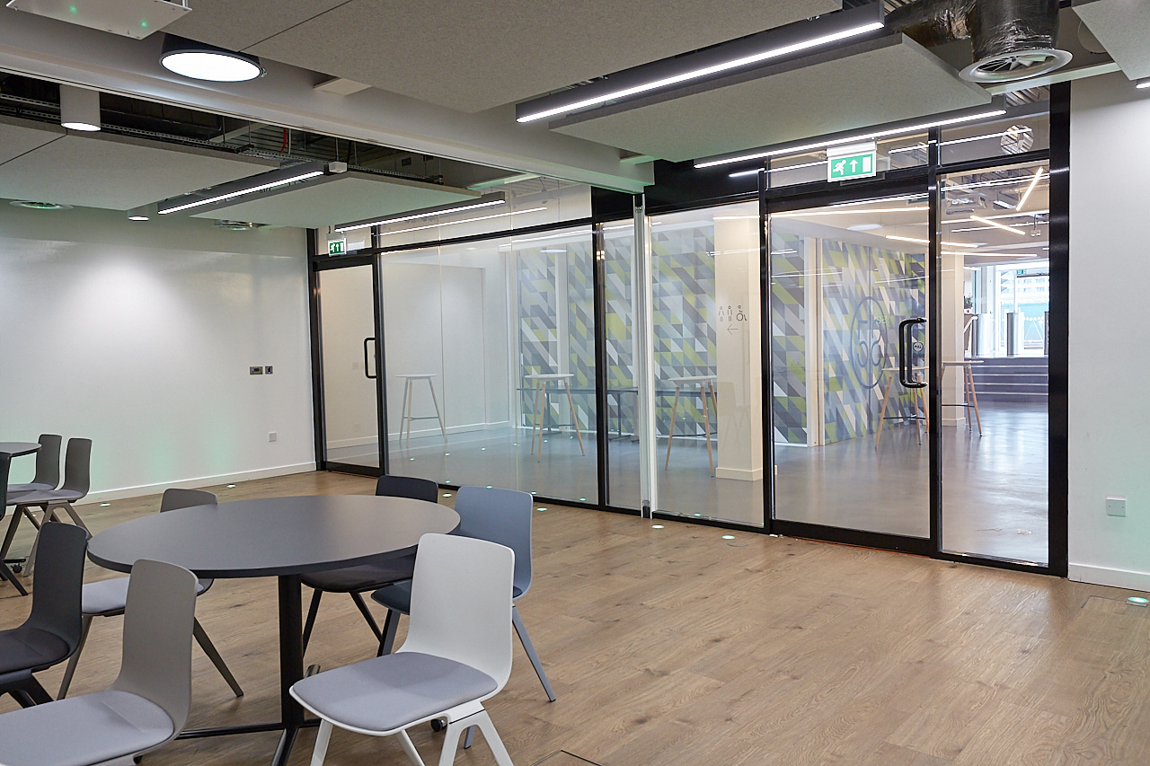 58VE - kx2gy2w3ldv.jpg