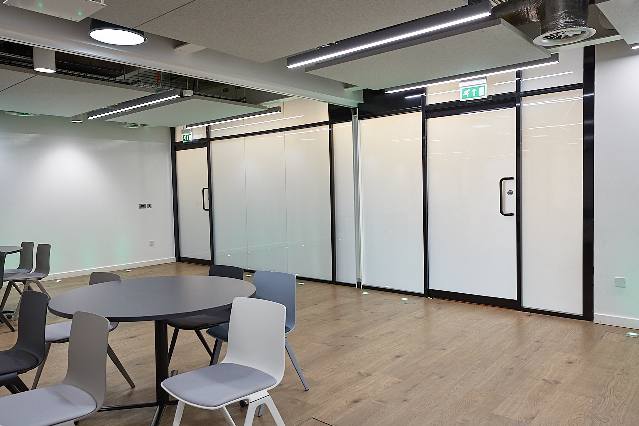 58VE - qfa0xuugys5.jpg