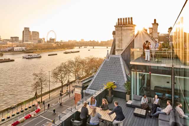 Highline, Lounge & Terrace