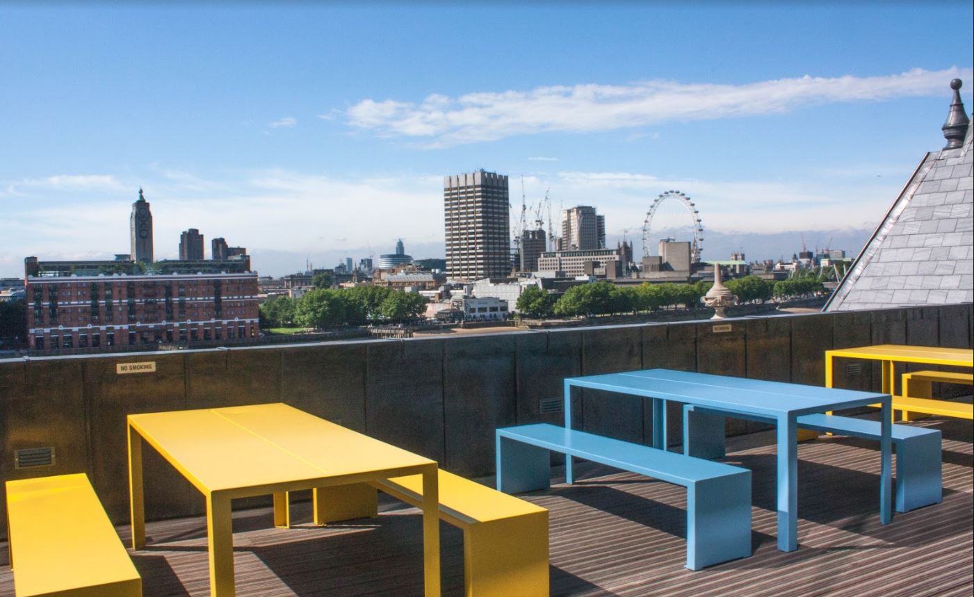 Lounge & Balcony - woxwob4yram.JPG