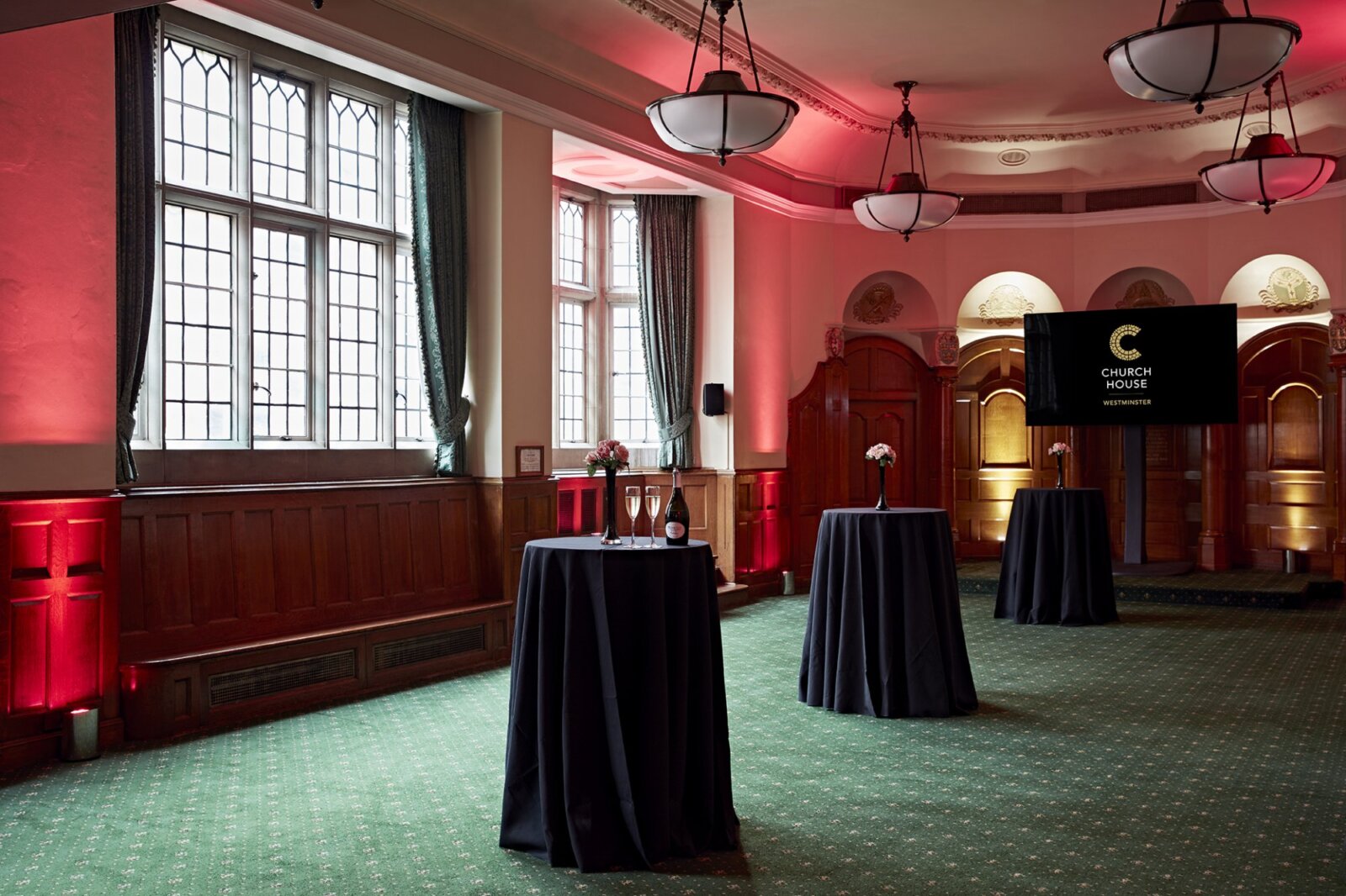 Convocation Hall - vor0gfheckx.jpg