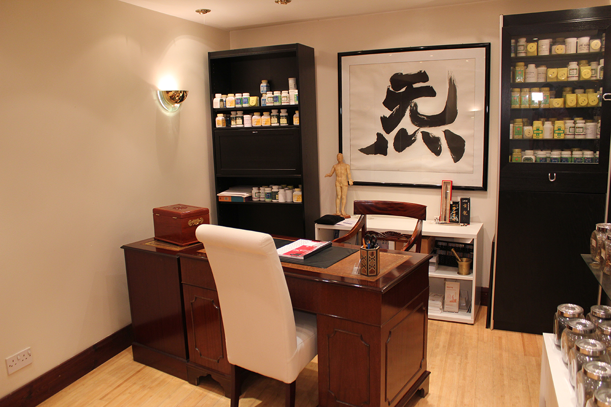 Serene treatment room at Simon Lau Centre for wellness events and spa days.
