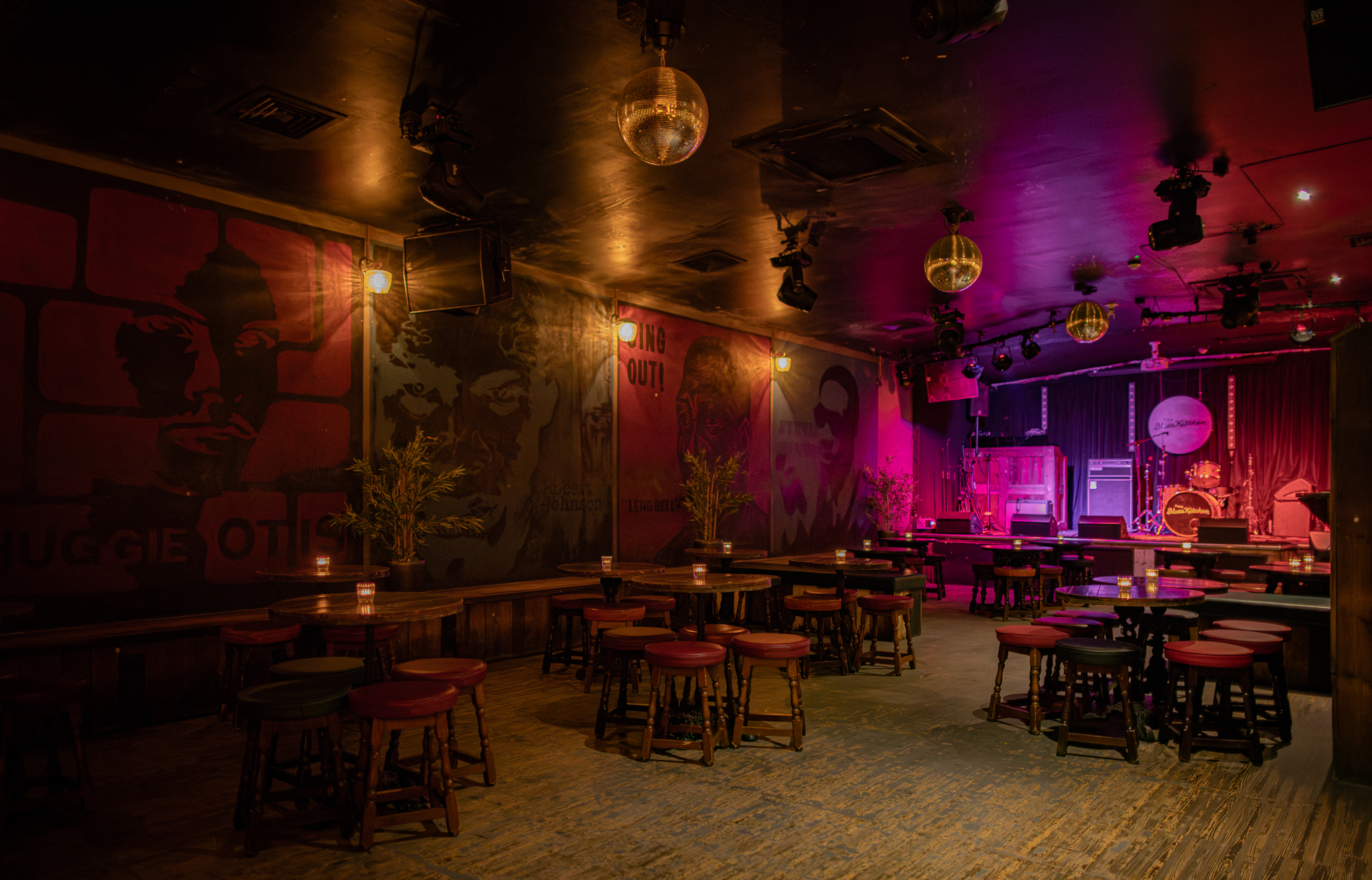 The Clubroom  - ypyu4pjlyzt.jpg