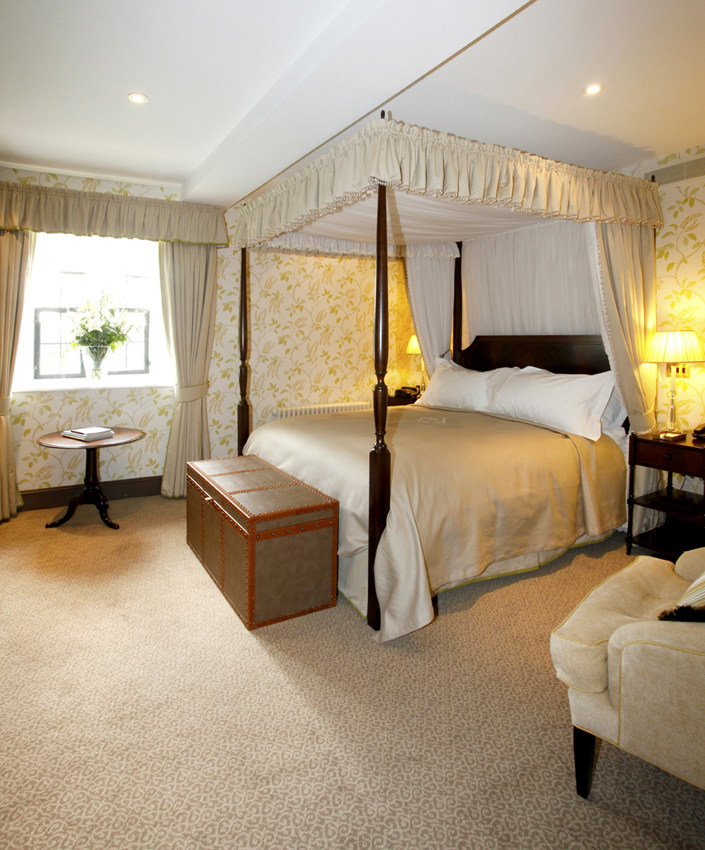 De La Bere Court - m4orlbir4ti.jpg