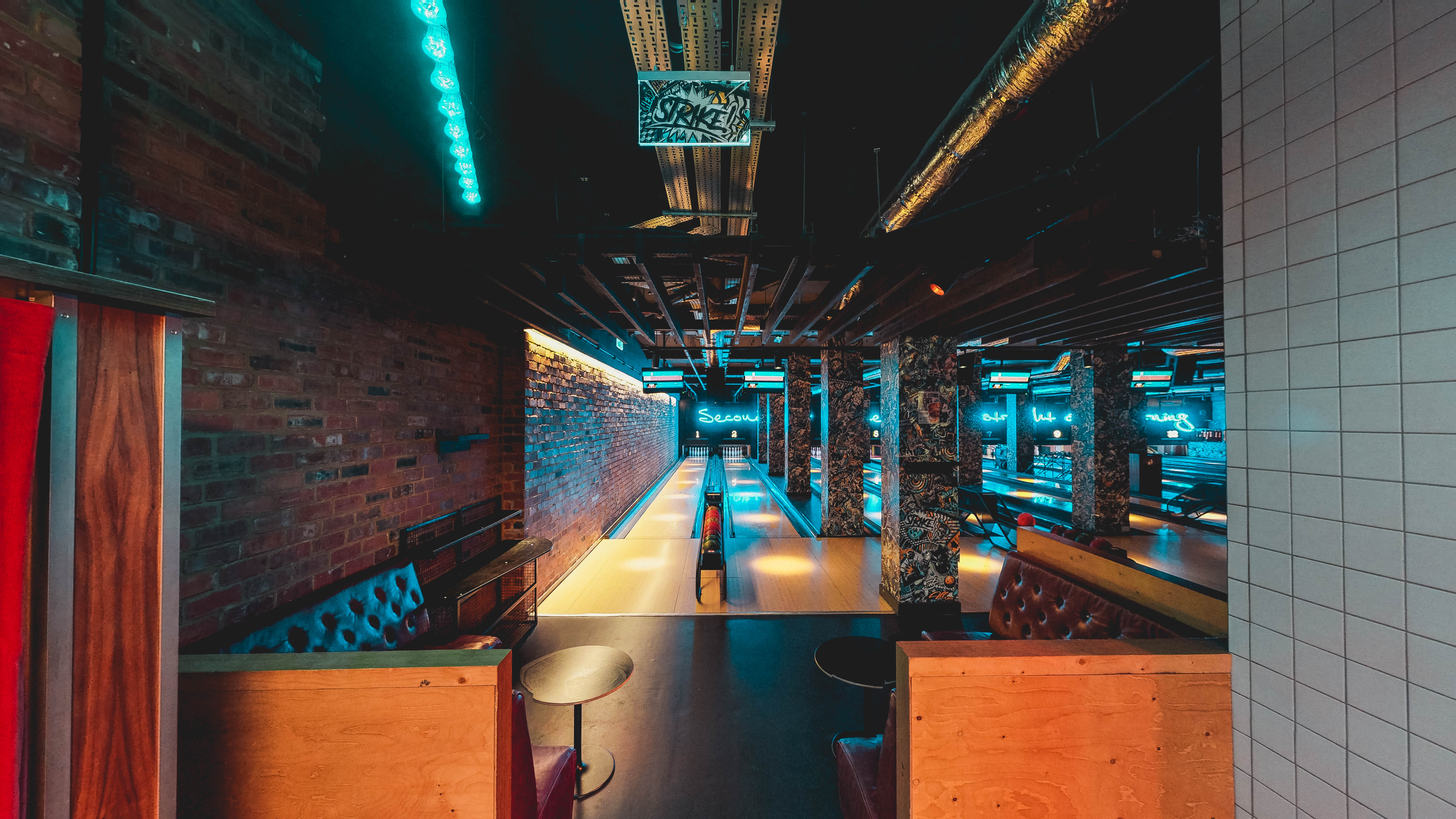 EAST & WEST Wing - Lane Hire  - ri1v1qxhue5.jpg