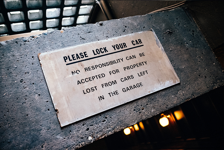 Bar - yp3iuza3mxb.jpg