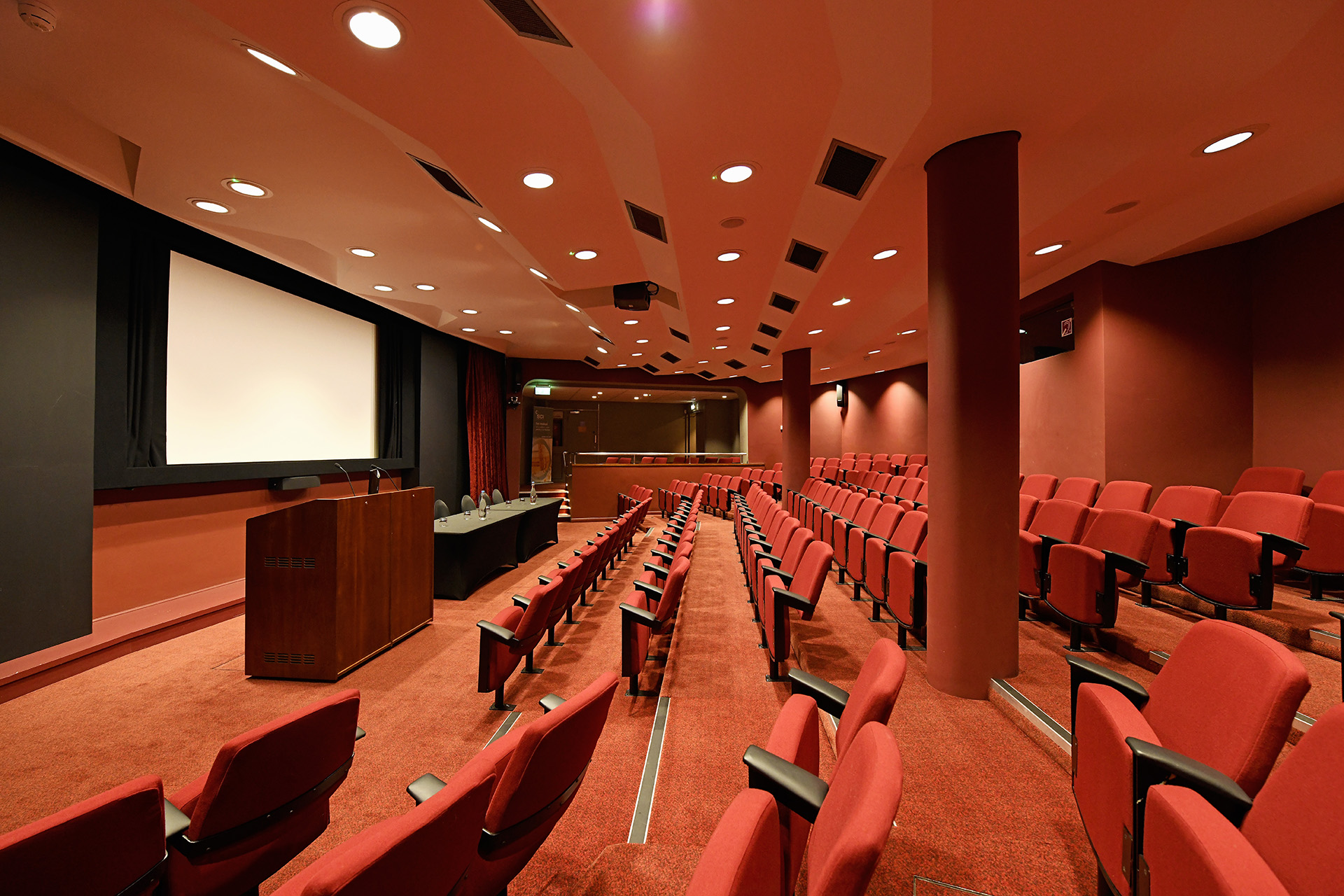 Auditorium - crwcsxxuq11.JPG
