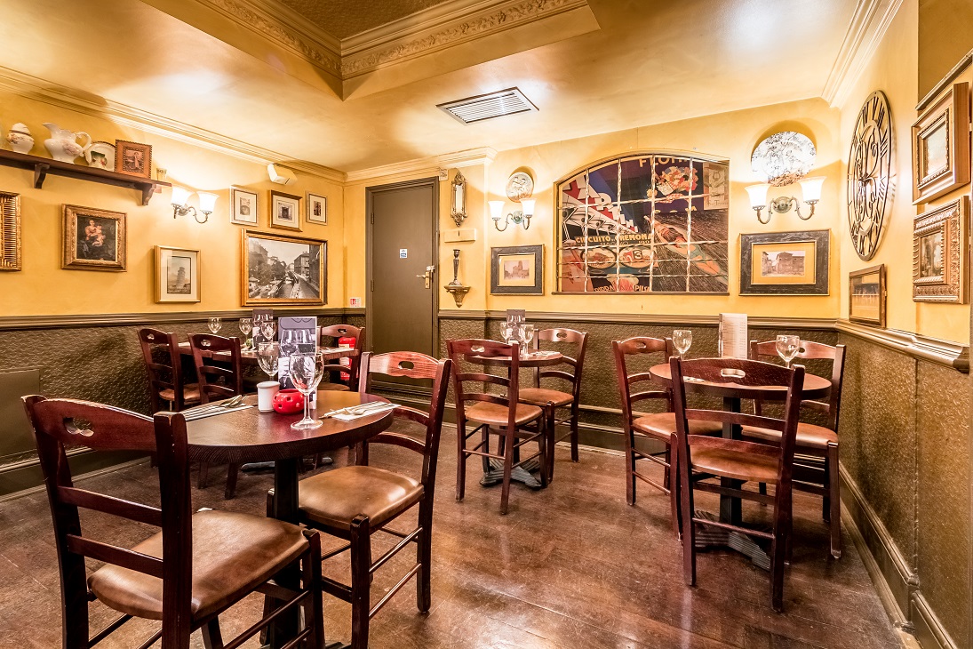 Cozy private dining room at Bella Italia, perfect for intimate events and meetings.