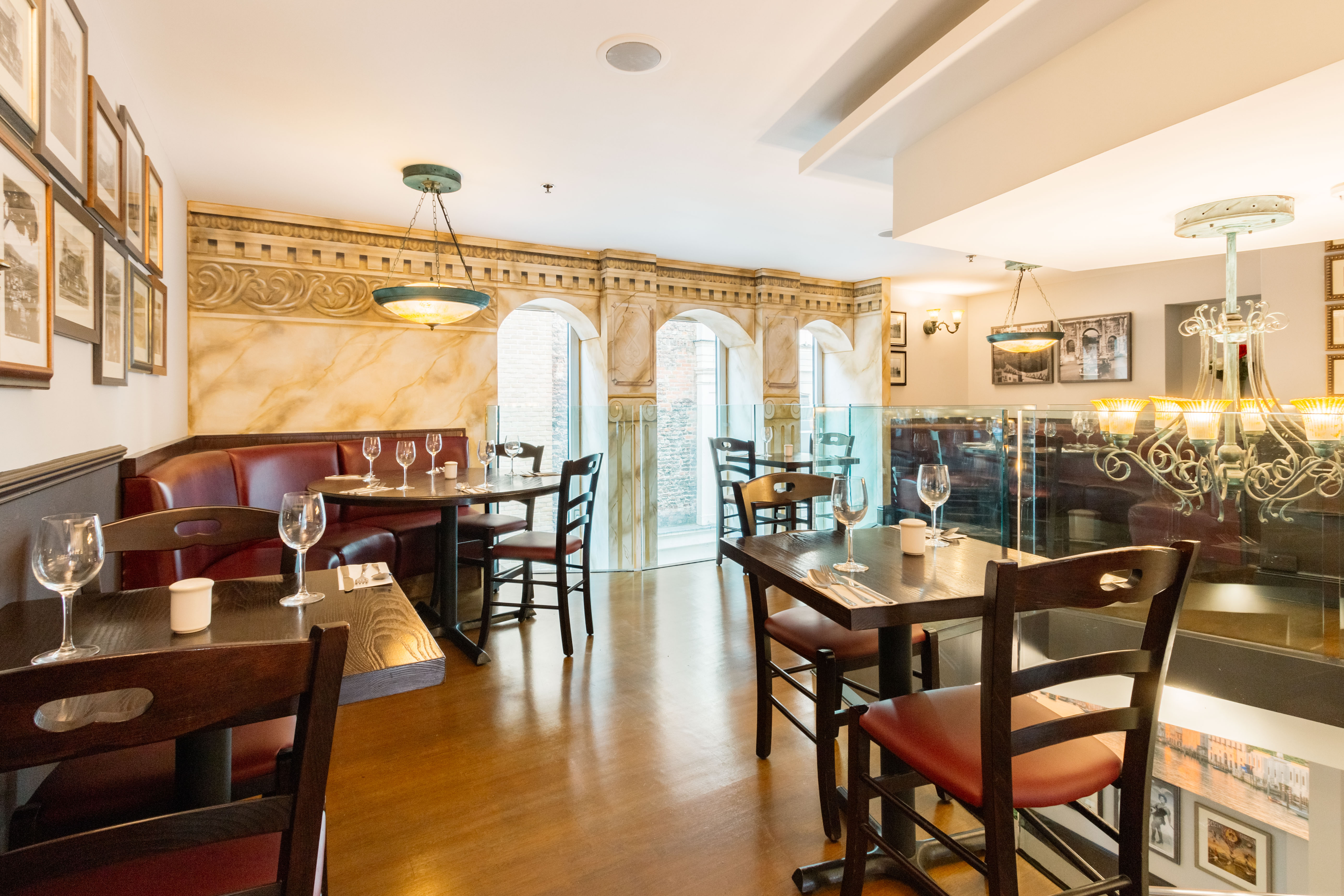 Full Venue - rjyo1tvwzcq.jpg