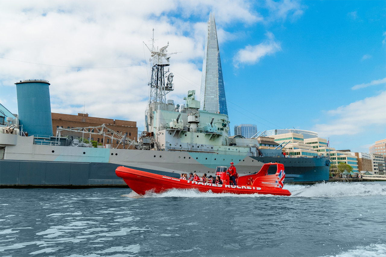 Thames Rockets RIB boat on the River Thames for corporate team building and incentive events.