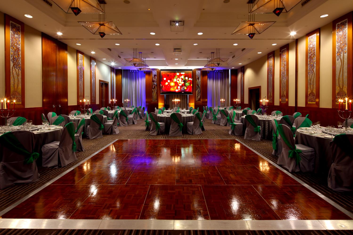 Ballroom - 52ylwuximbq.jpg