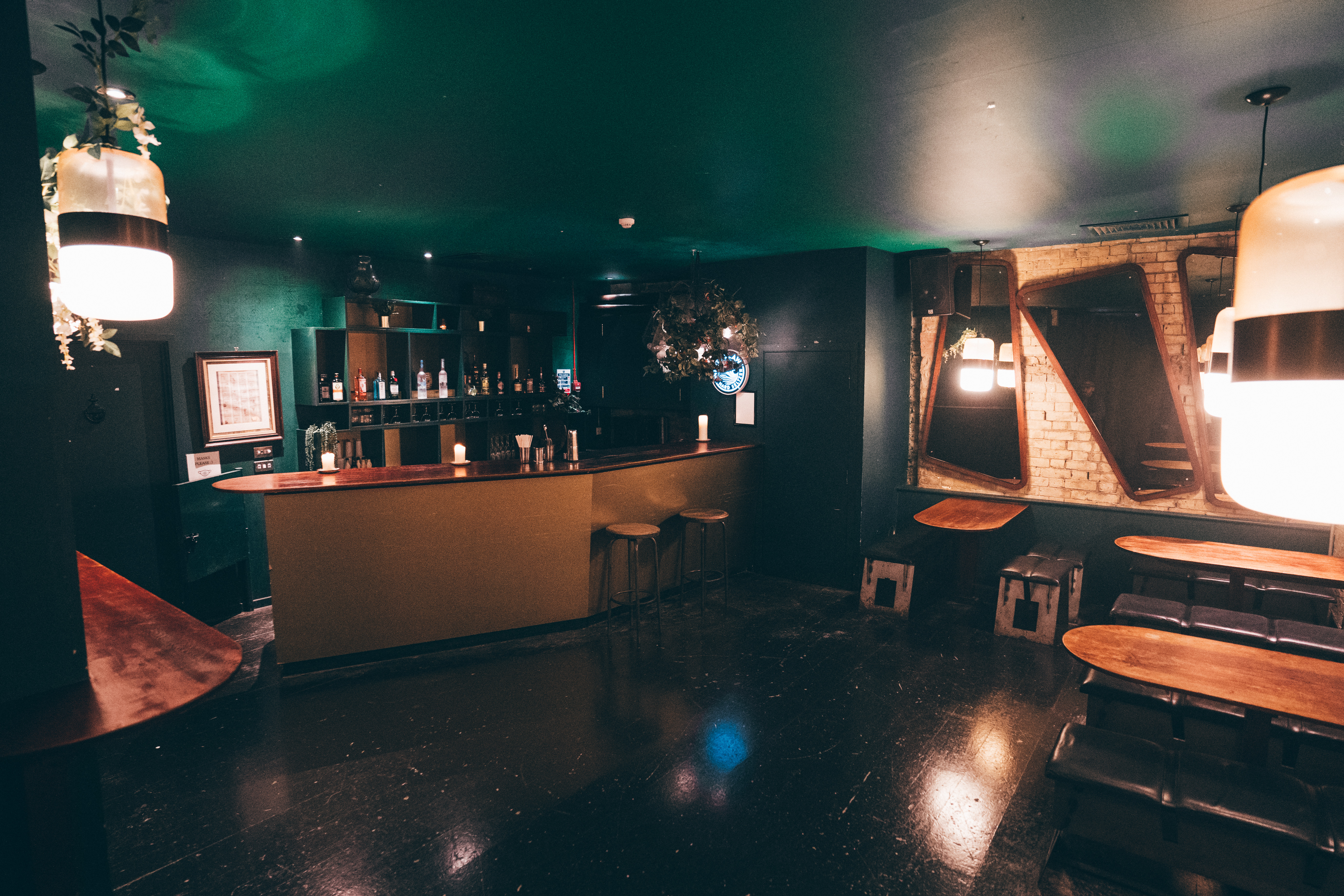 Stylish Green Room bar in Oslo Hackney, ideal for networking events and private gatherings.