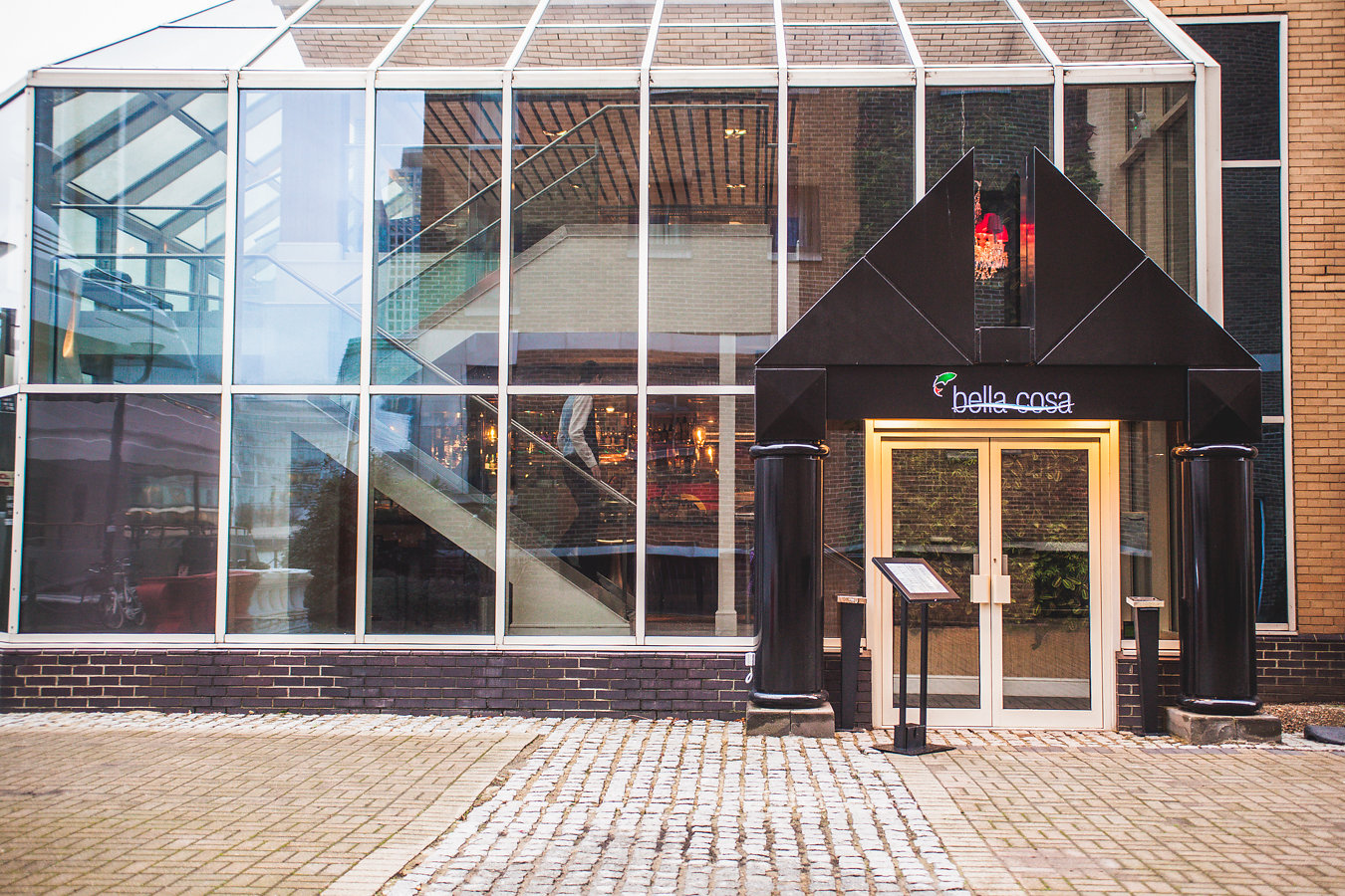 Whole Venue - nqwgcflcdxt.jpg