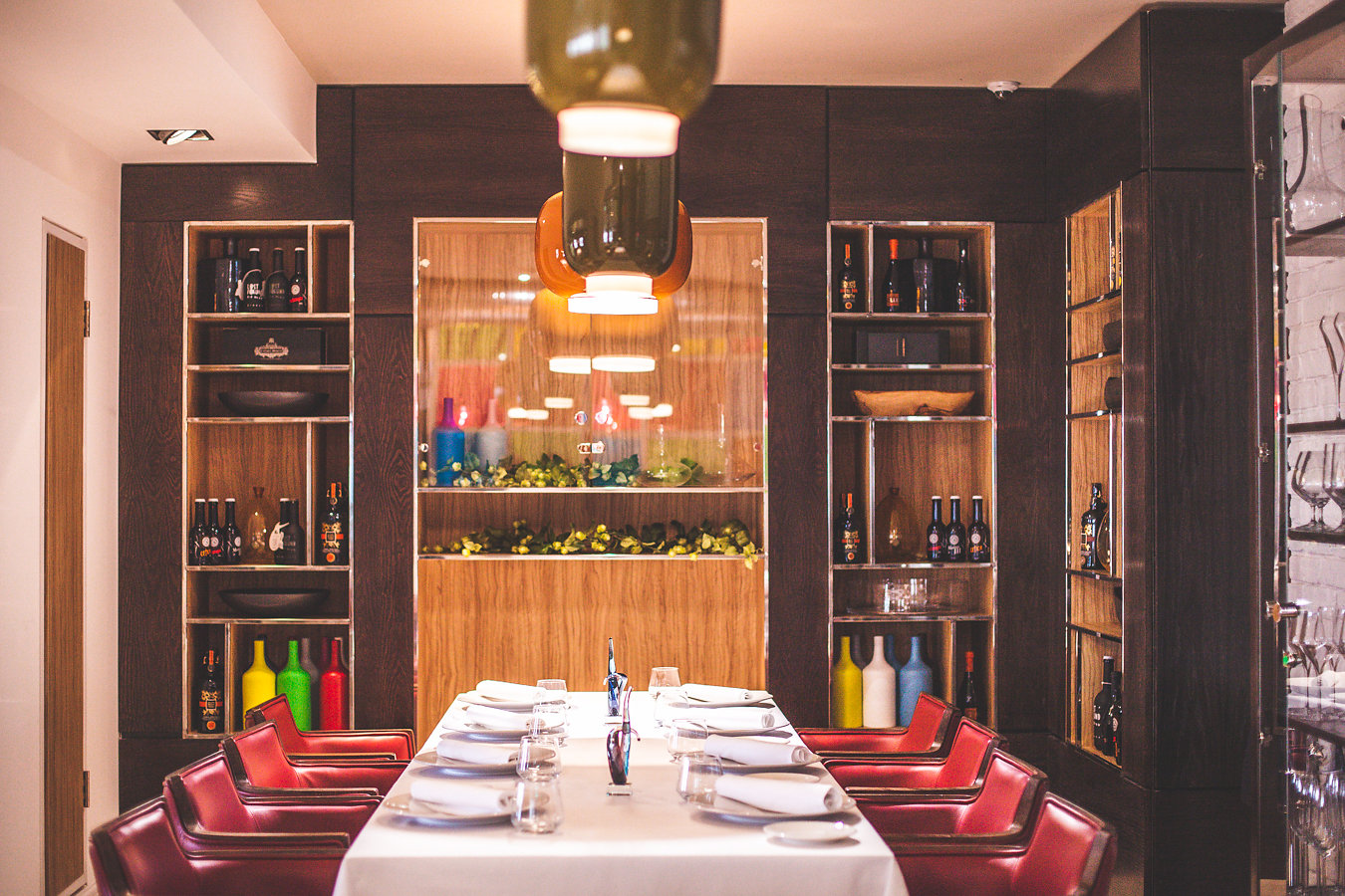 Stylish dining space in Bella Cosa, perfect for intimate meetings and networking events.