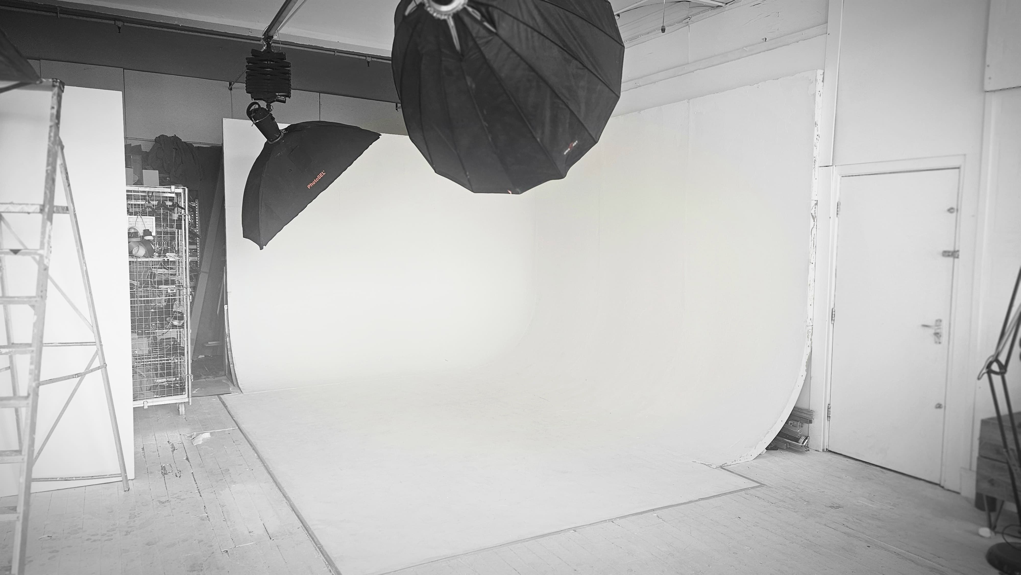 White infinity cove studio at Hallam Mill for event portraiture and product photography.
