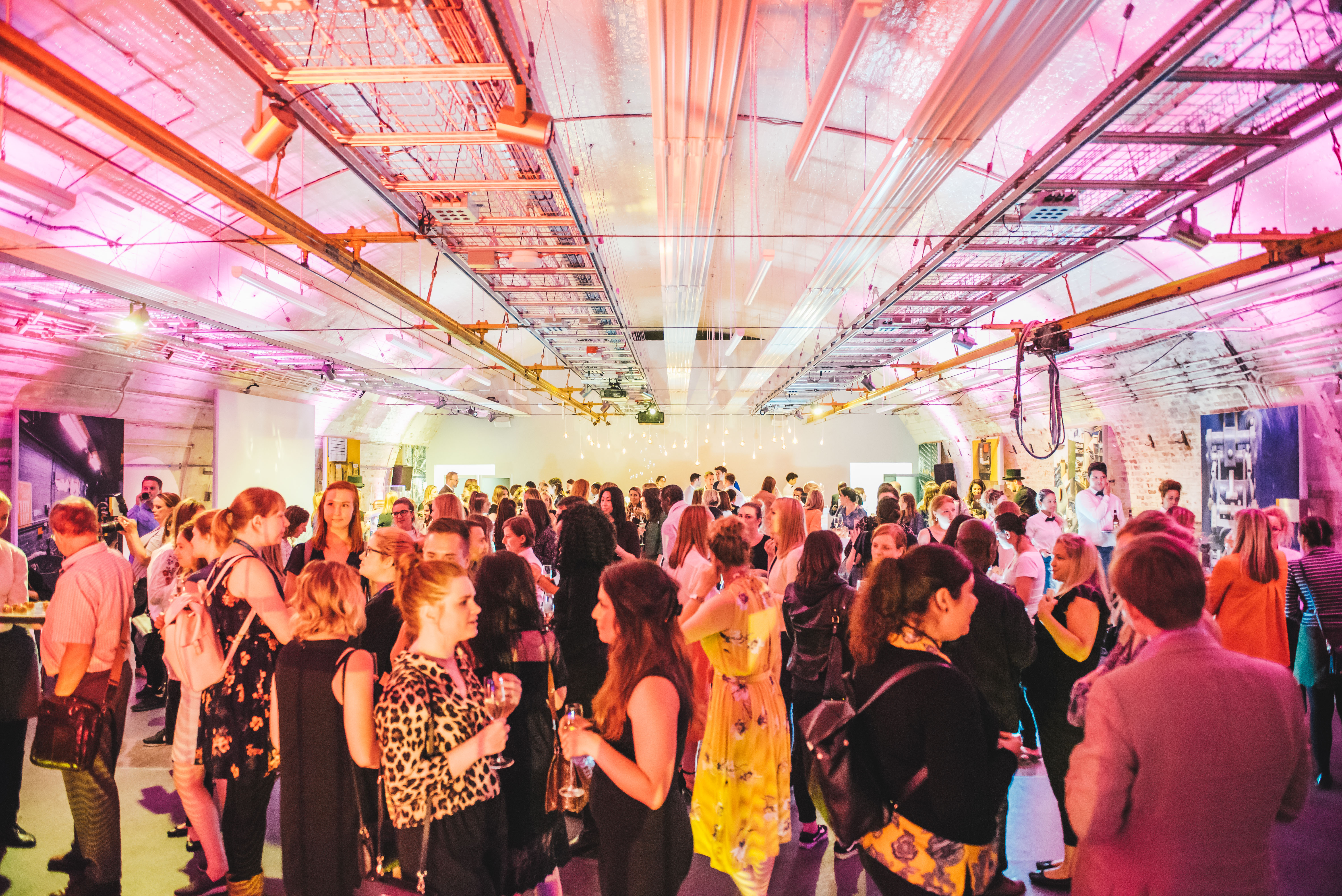 Mail Rail - c1kb2l1wlsv.jpg