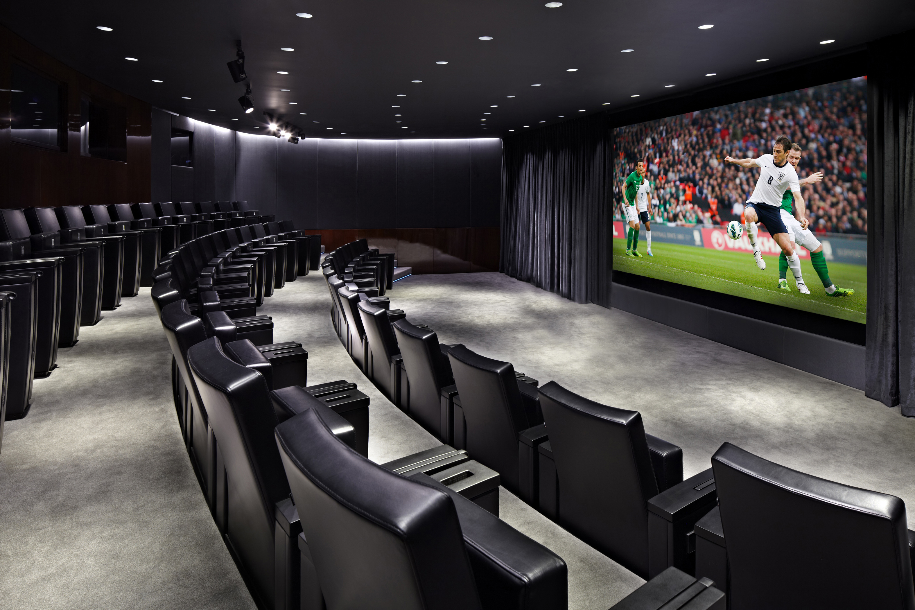 The Cinema - 4zoi1v2svqx.jpg